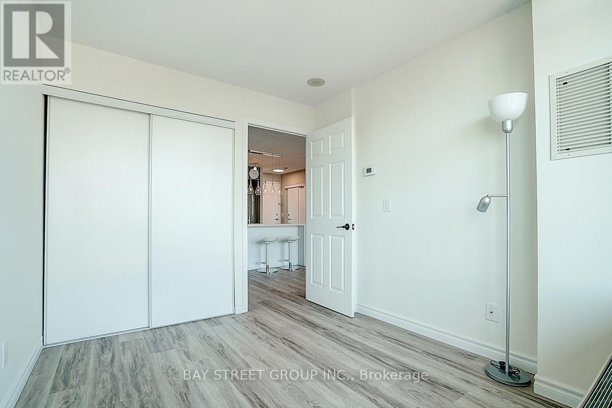 #PH3 5500 YONGE STREET - 24