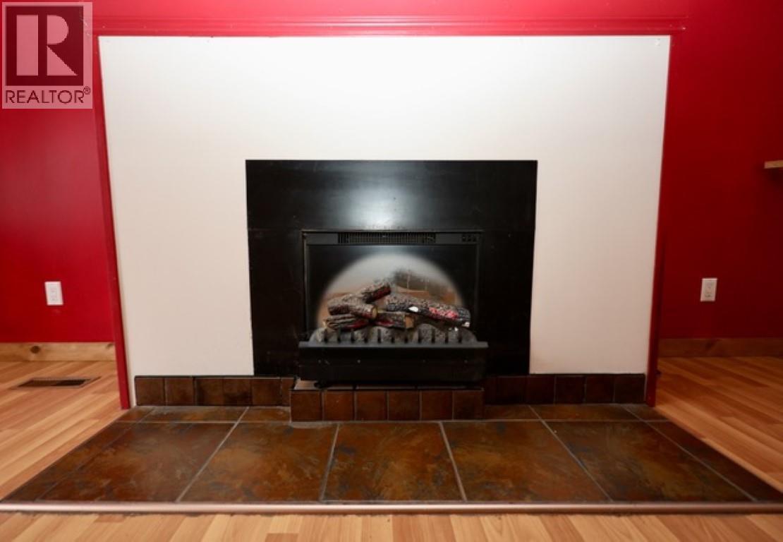 903 RYTER ROAD W - 7