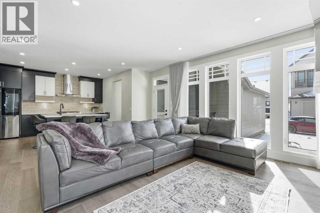 Single Family House for Sale in  Alpine Gardens SW Alpine Park Calgary 