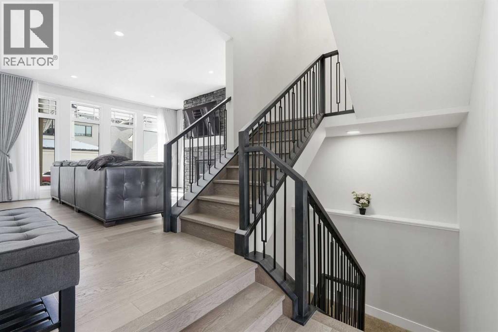 Single Family House for Sale in  Alpine Gardens SW Alpine Park Calgary 