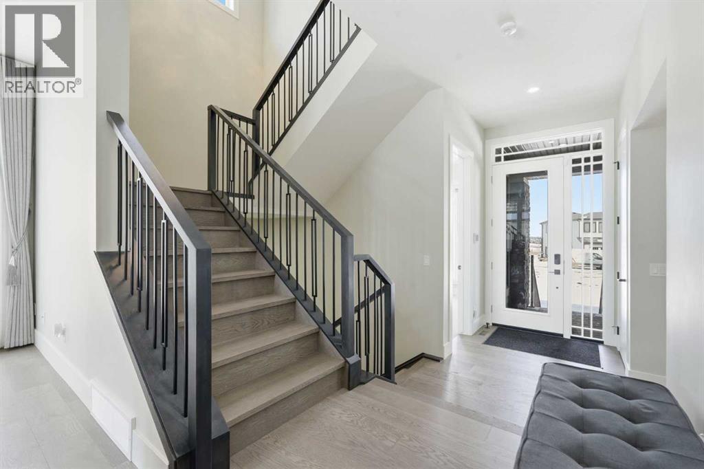 Single Family House for Sale in  Alpine Gardens SW Alpine Park Calgary 