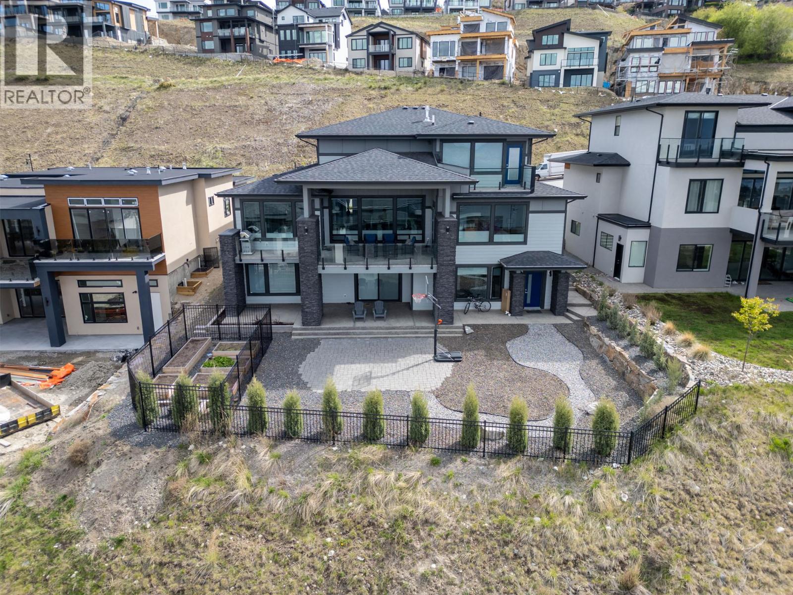  1088 Clarance Avenue, Kelowna