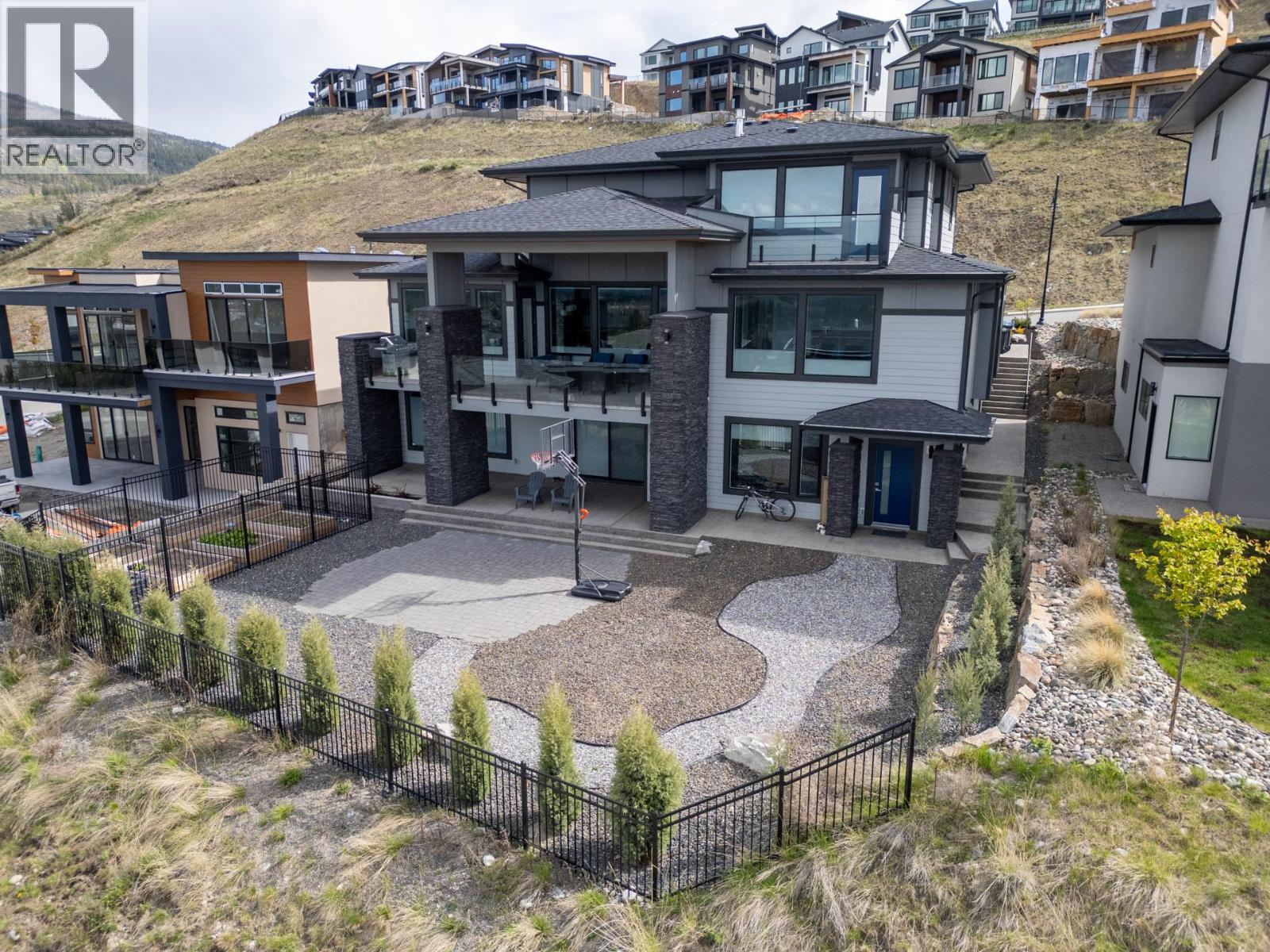  1088 Clarance Avenue, Kelowna