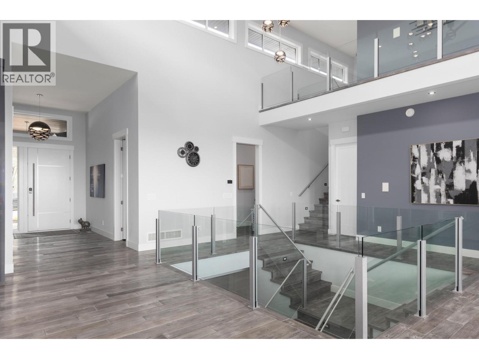  1088 Clarance Avenue, Kelowna