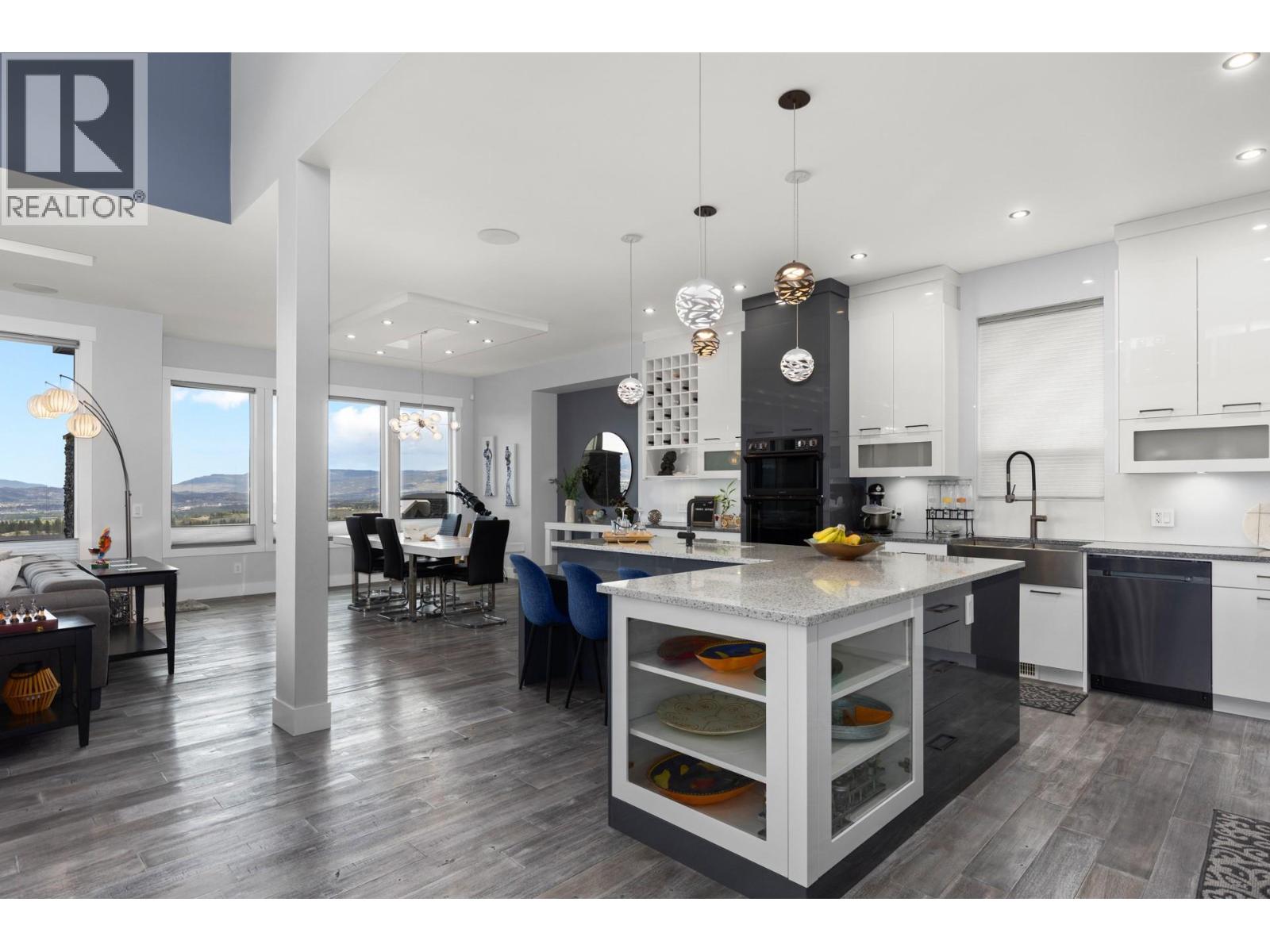  1088 Clarance Avenue, Kelowna