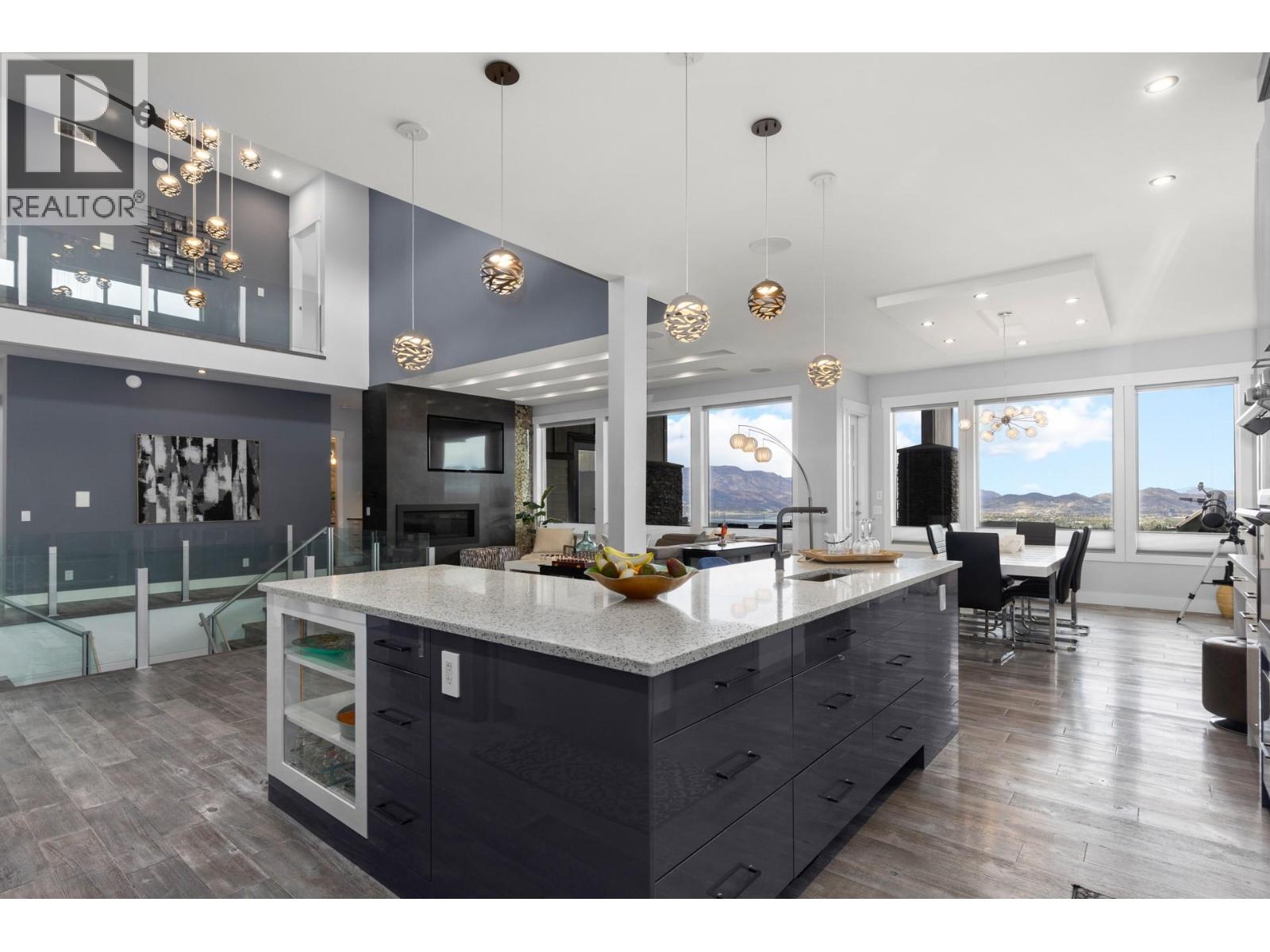  1088 Clarance Avenue, Kelowna