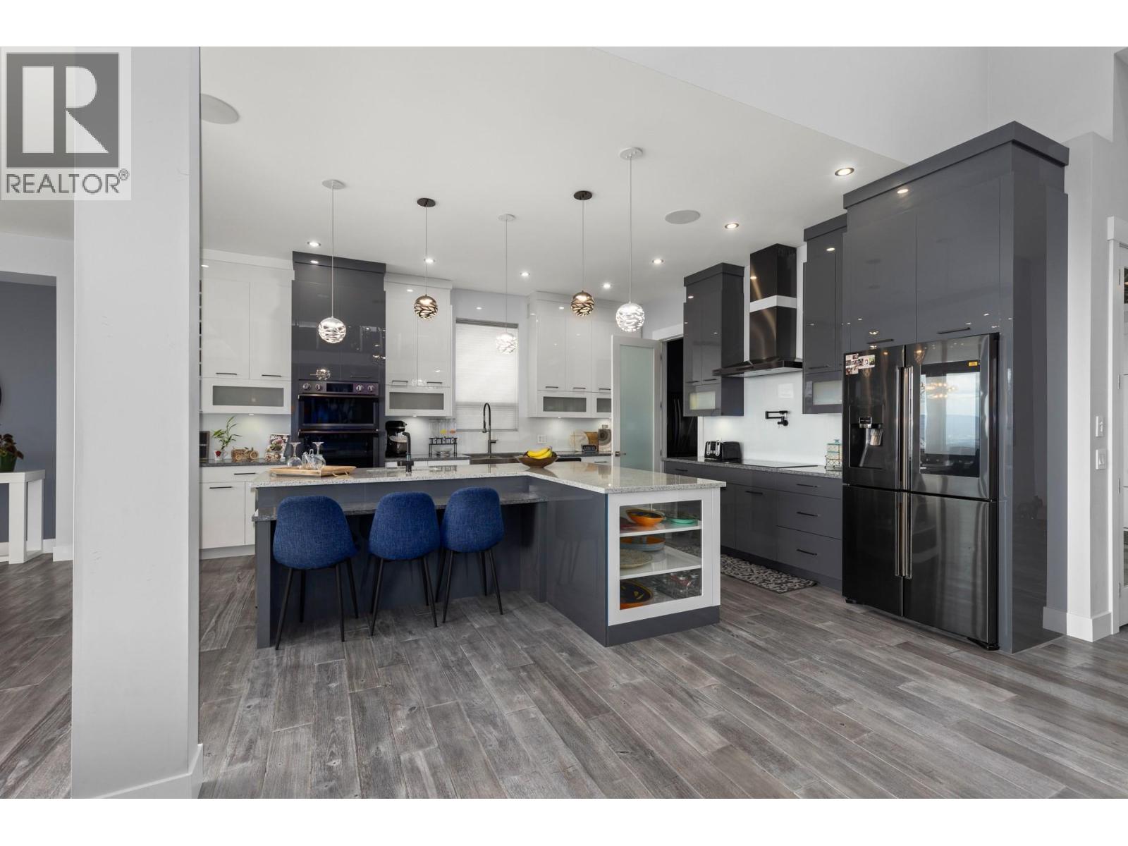  1088 Clarance Avenue, Kelowna