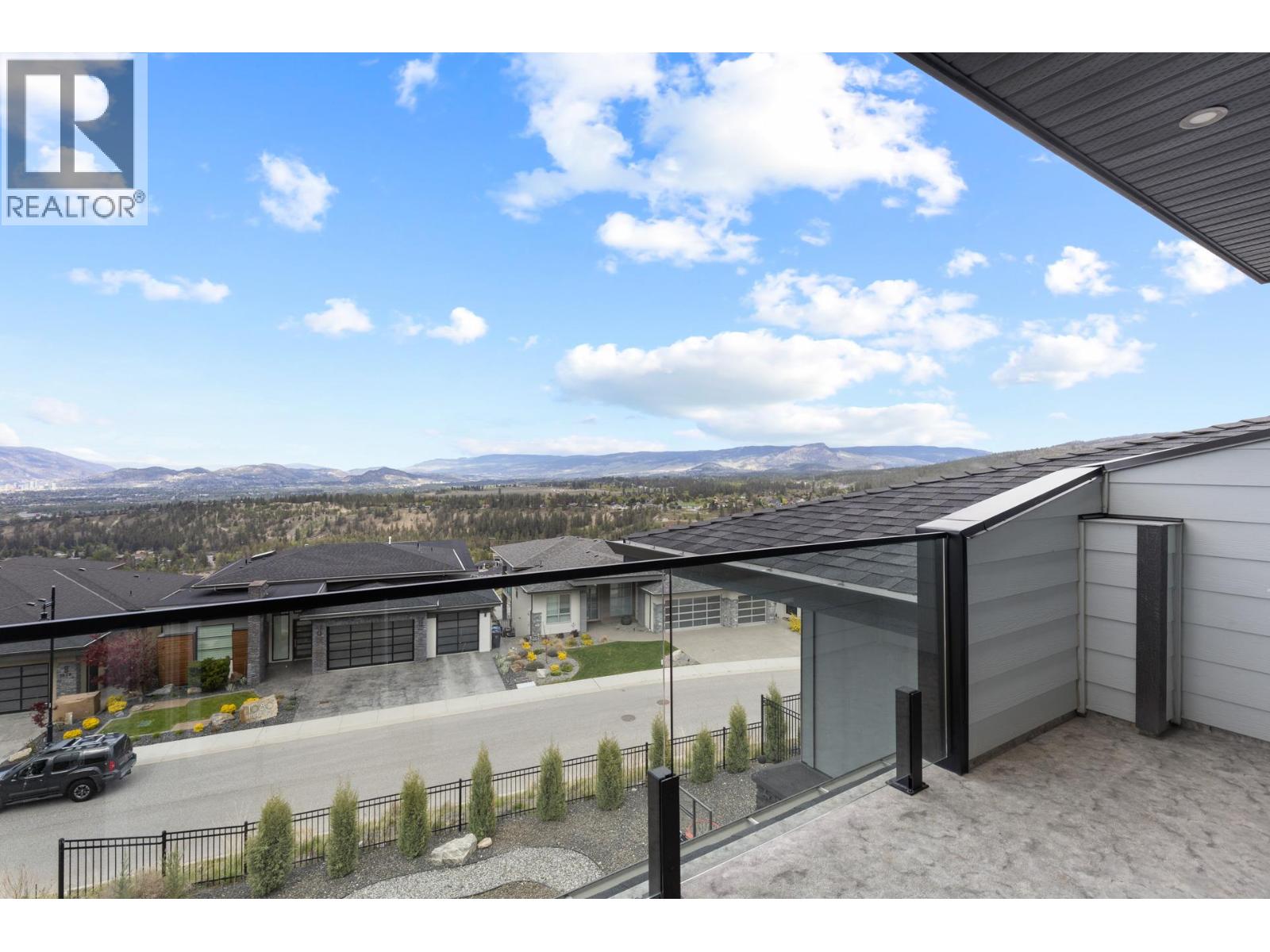  1088 Clarance Avenue, Kelowna