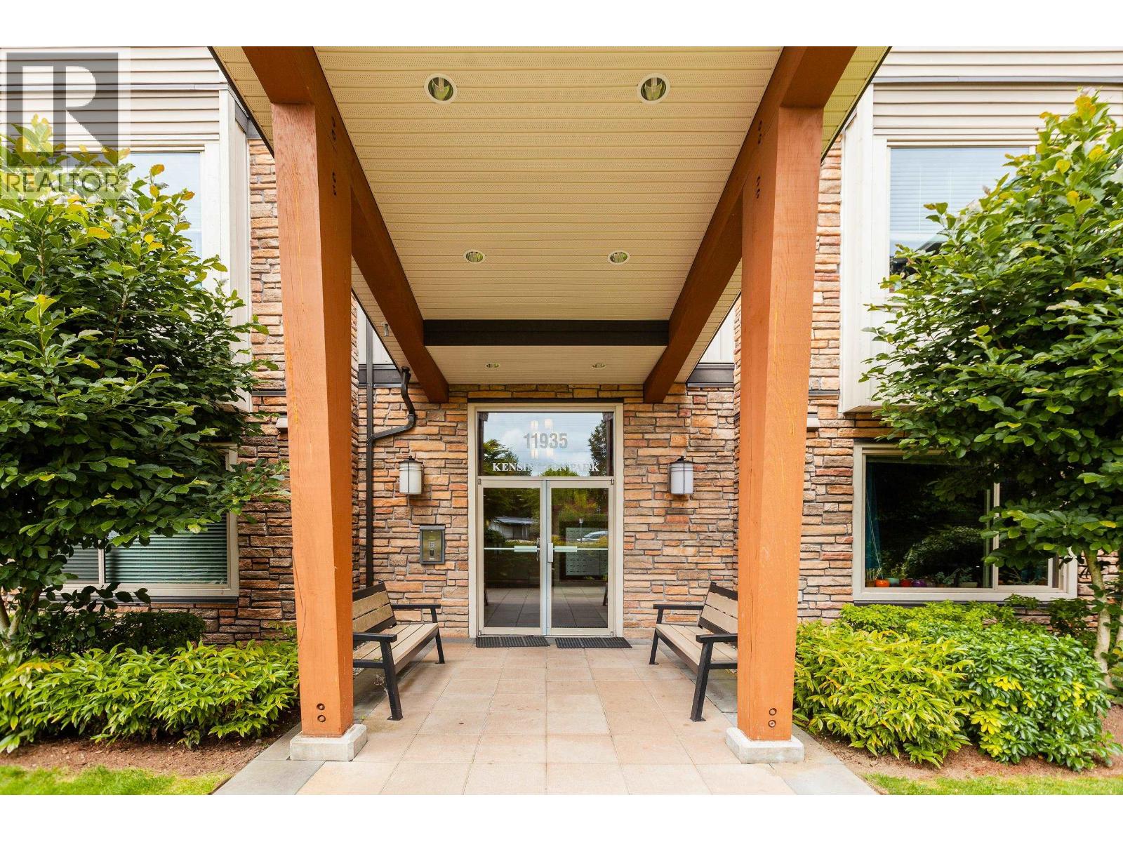 109 11935 BURNETT STREET, Maple Ridge