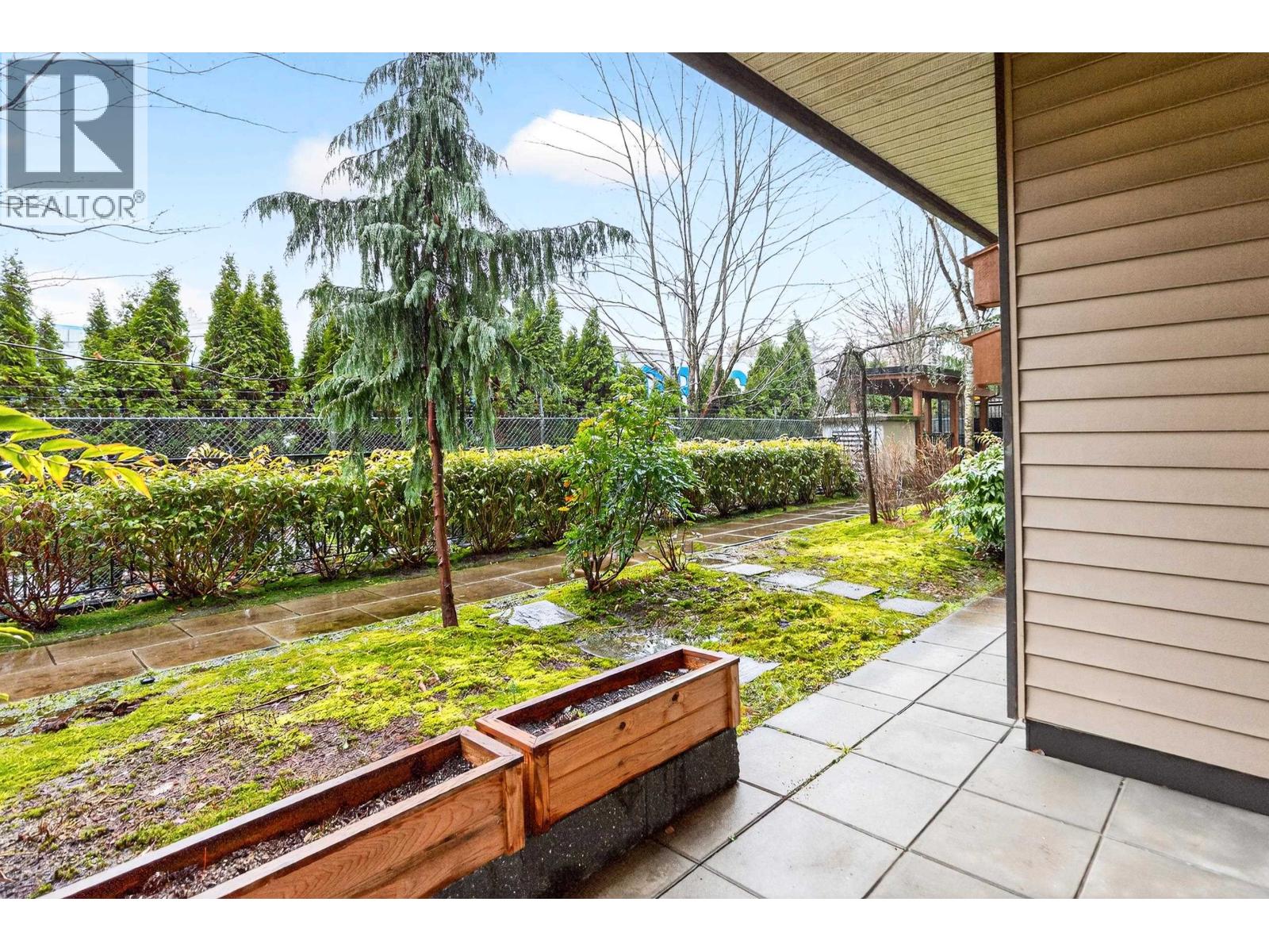 109 11935 BURNETT STREET, Maple Ridge