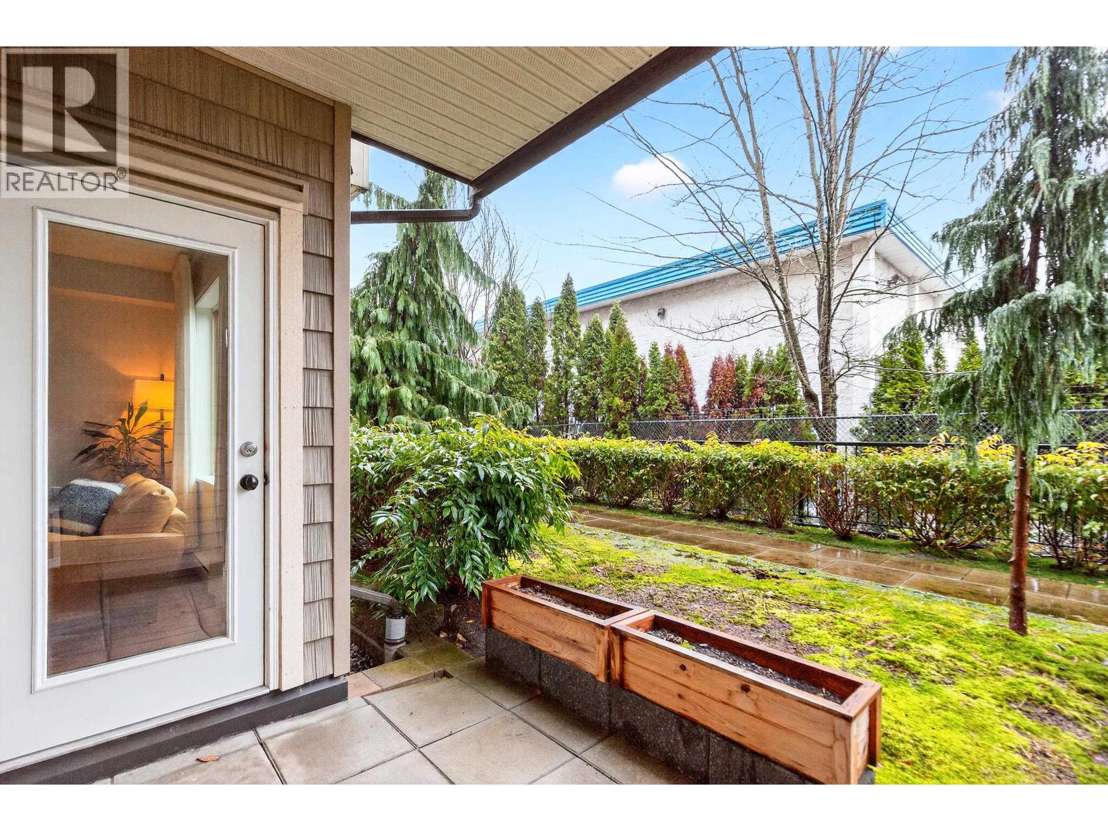 109 11935 BURNETT STREET, Maple Ridge