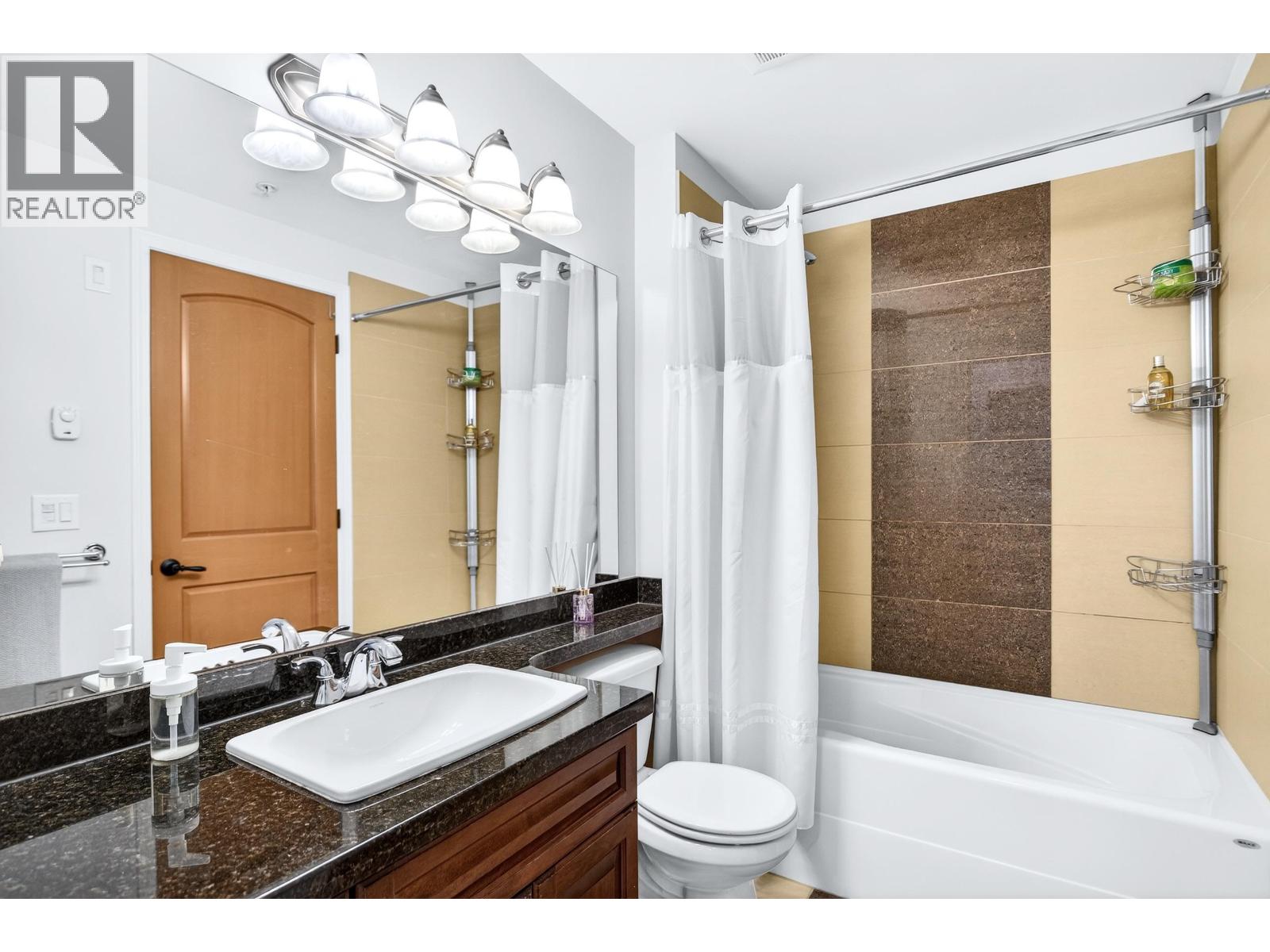 109 11935 BURNETT STREET, Maple Ridge