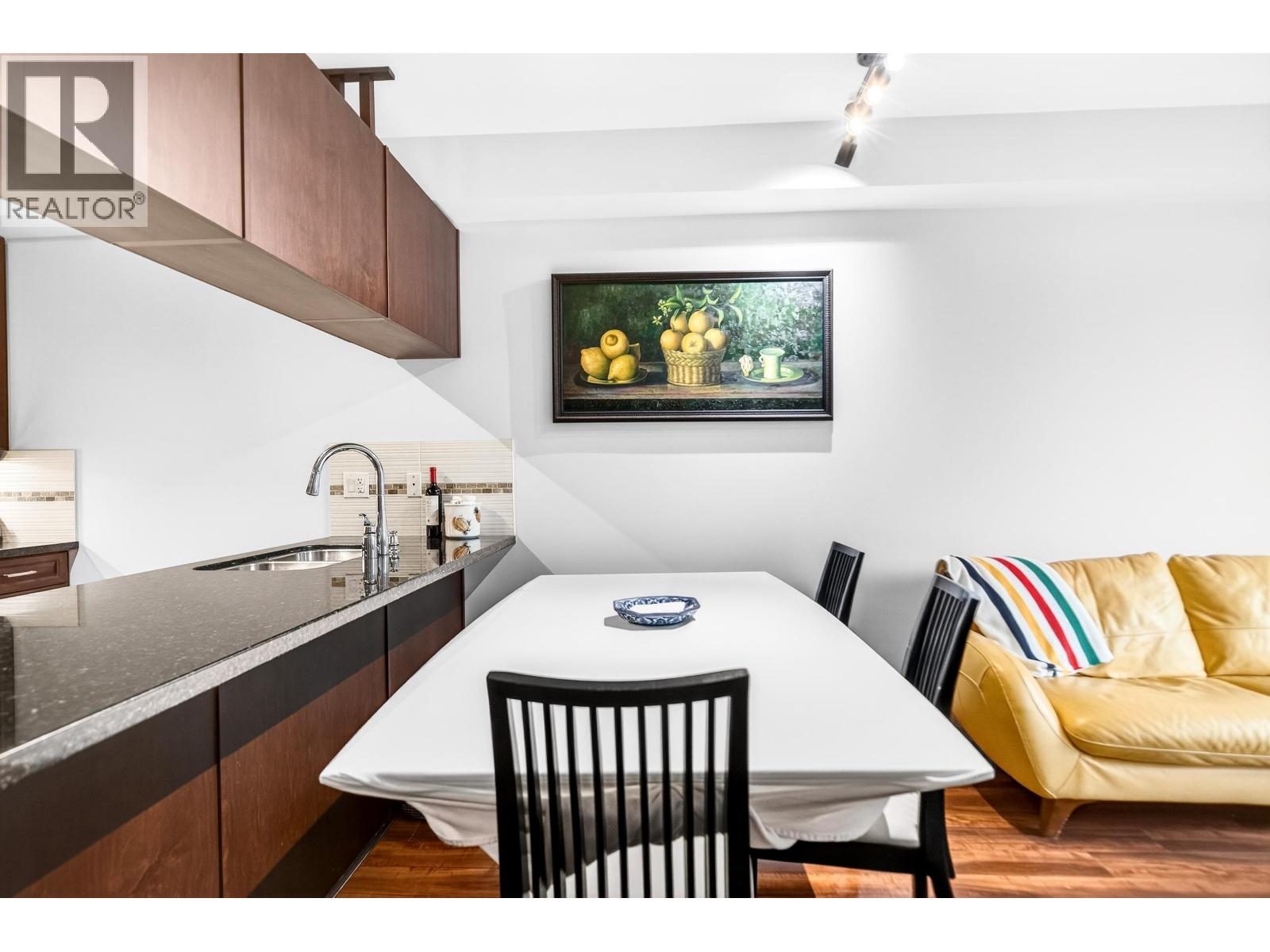 109 11935 BURNETT STREET, Maple Ridge