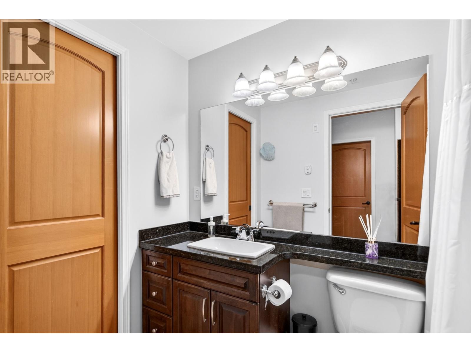 109 11935 BURNETT STREET, Maple Ridge