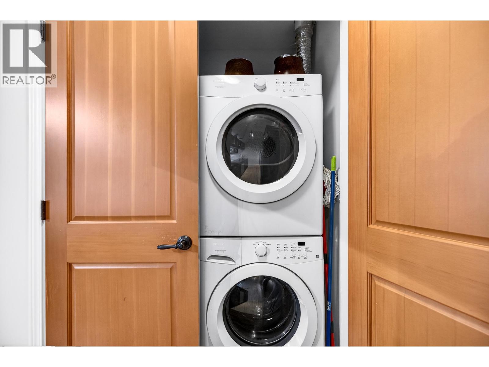 109 11935 BURNETT STREET, Maple Ridge