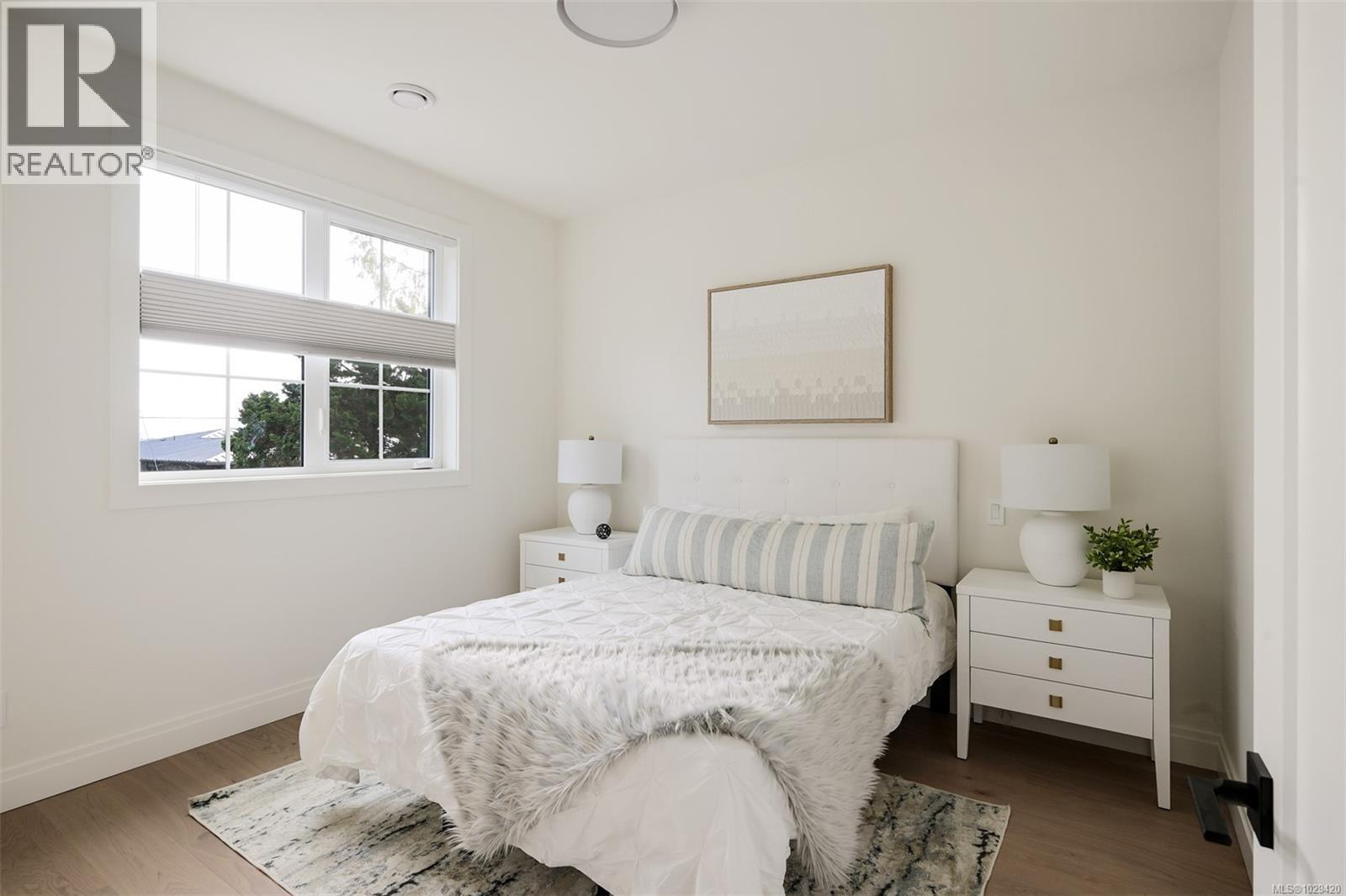 #1 5032 WESLEY RD - 32