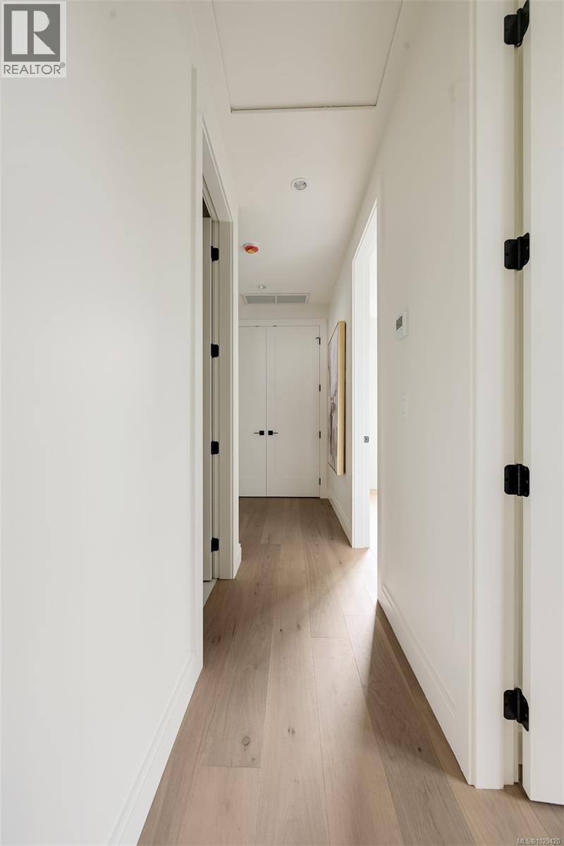 #1 5032 WESLEY RD - 40