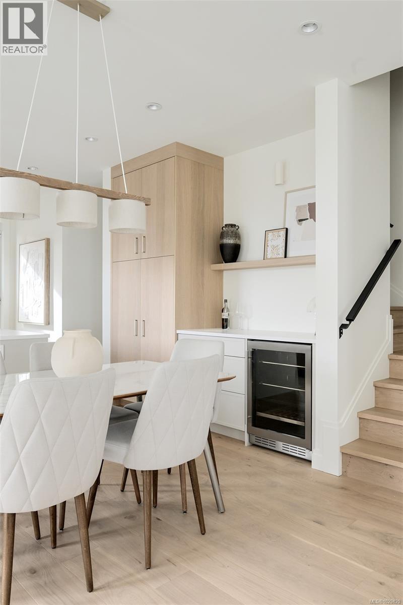 #1 5032 WESLEY RD - 7