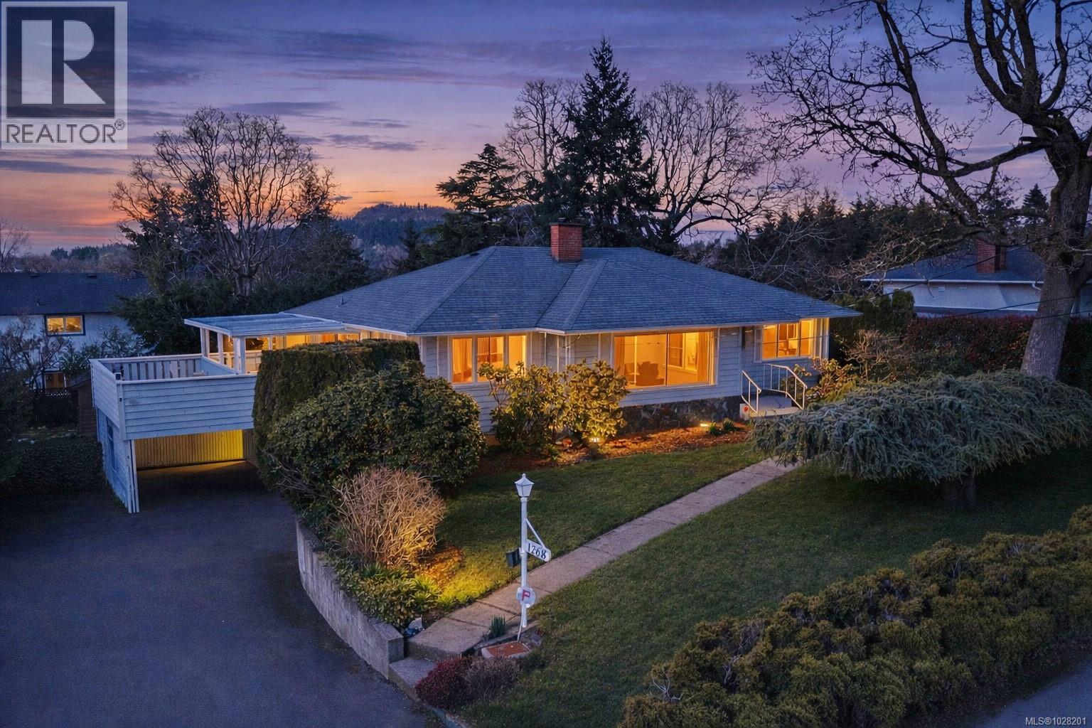  1268 Garkil Road, Saanich