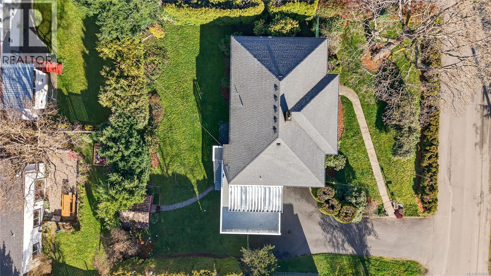  1268 Garkil Road, Saanich