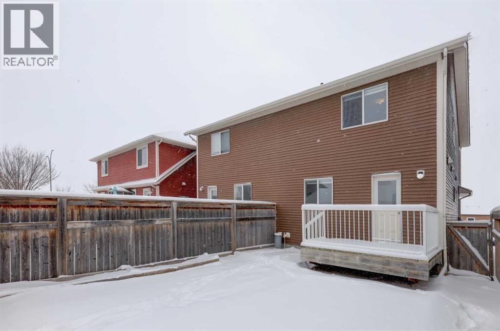 16 Fireside Way, Cochrane