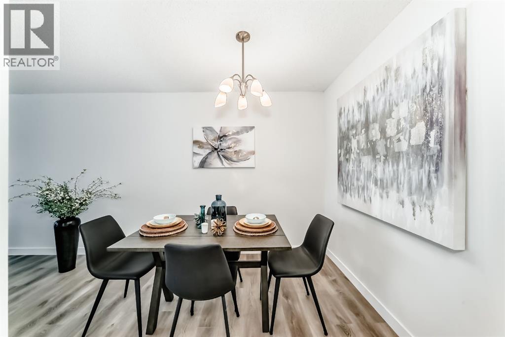 Single Family House for Sale in    Avenue SW Haysboro Calgary 