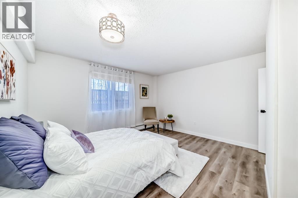 Single Family House for Sale in    Avenue SW Haysboro Calgary 