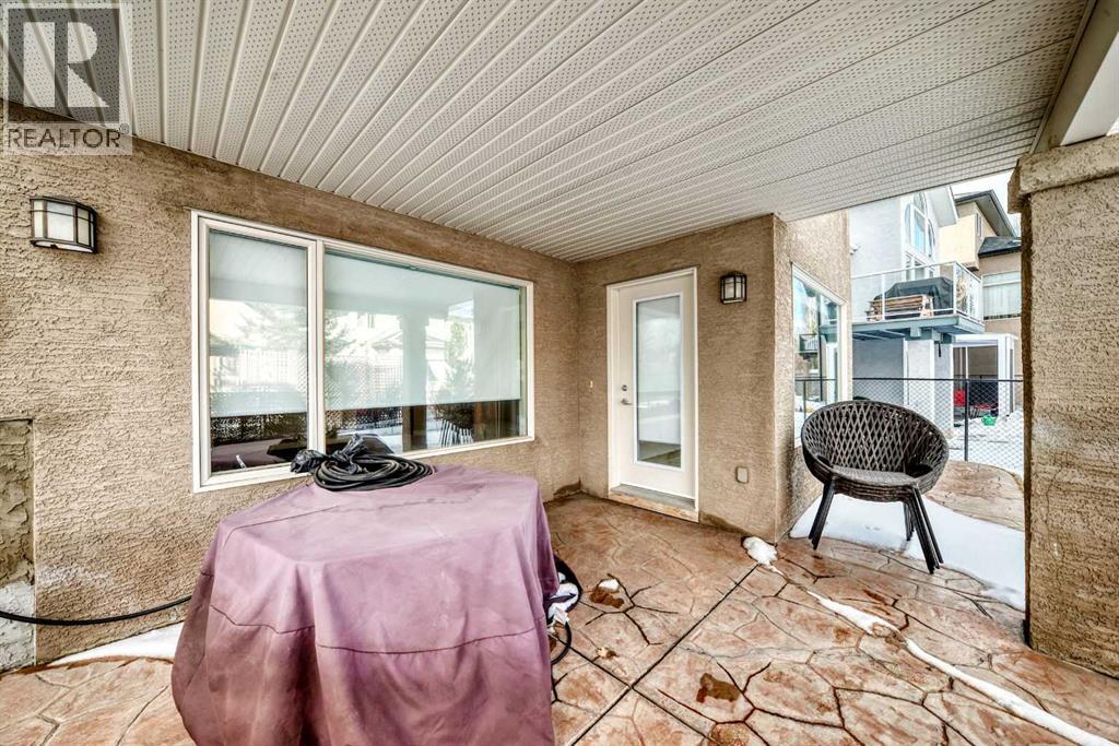 Single Family House for Sale in  Everglade Circle SW Evergreen Calgary 