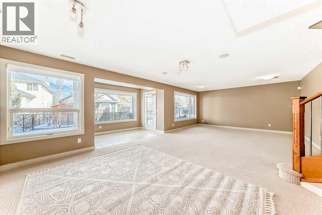 Single Family House for Sale in  Everglade Circle SW Evergreen Calgary 