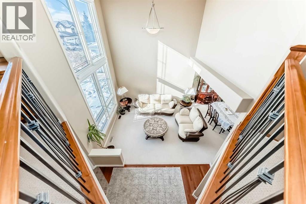 Single Family House for Sale in  Everglade Circle SW Evergreen Calgary 