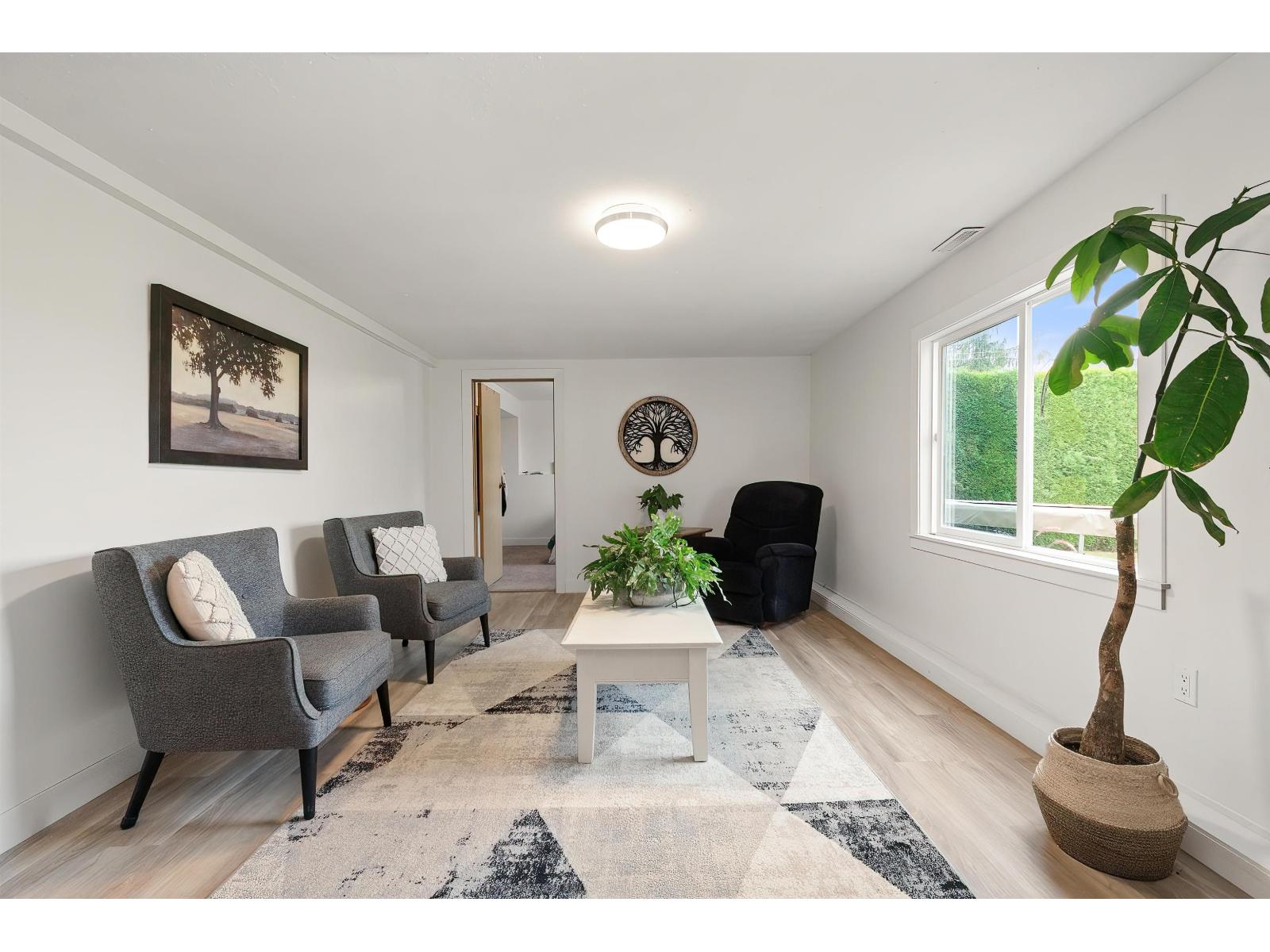 47385 SWALLOW CRESCENT, Little Mountain, Chilliwack