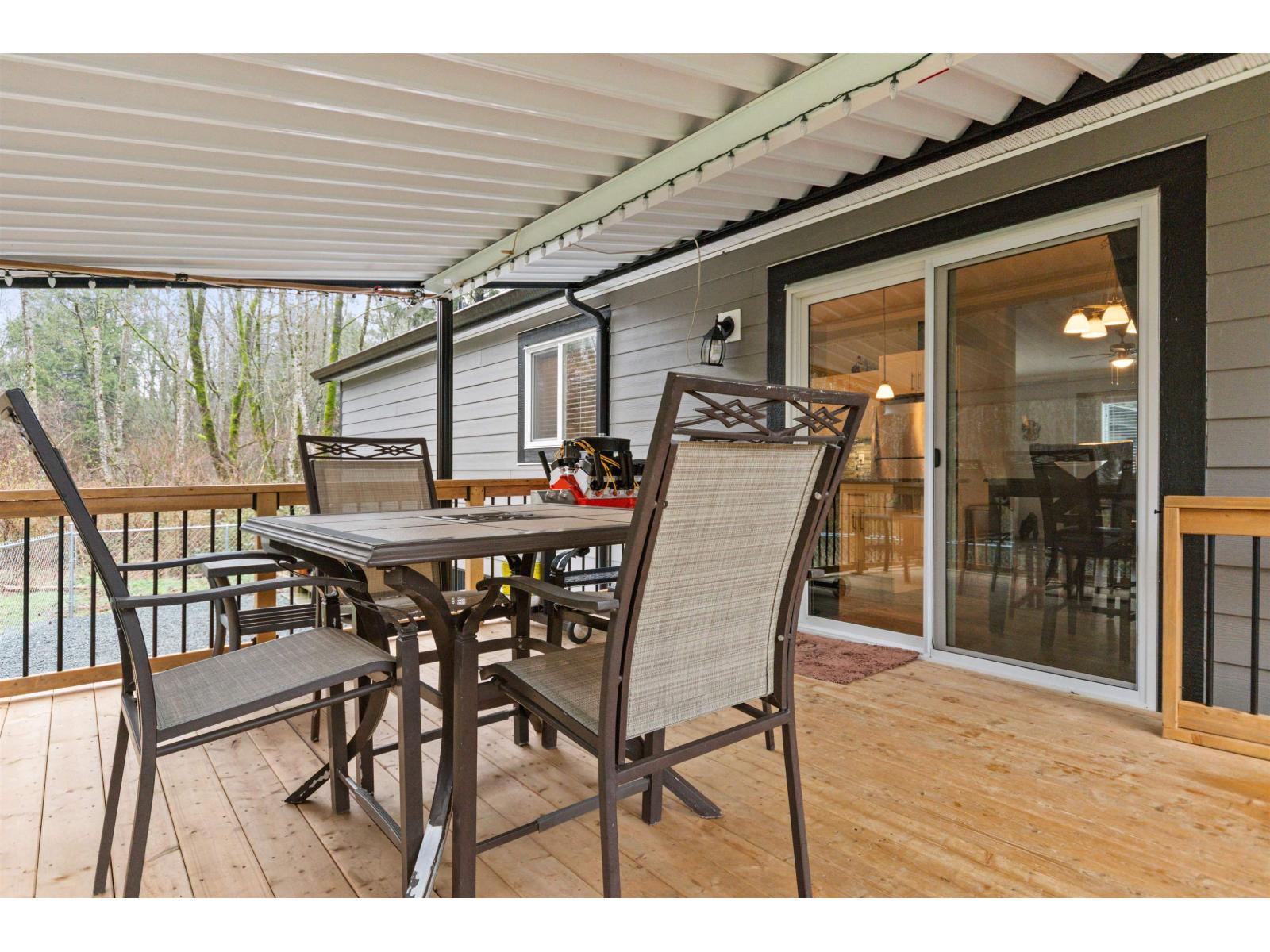 38 59060 LOUGHEED HIGHWAY, Agassiz