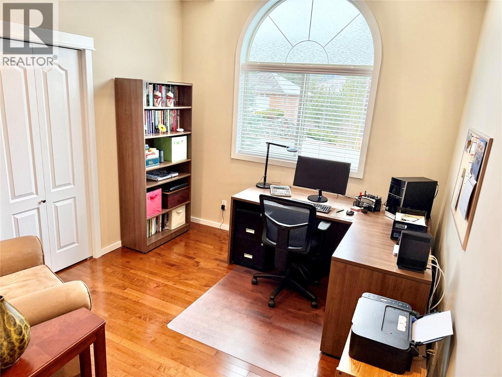 355 PROSPECT DRIVE - 26