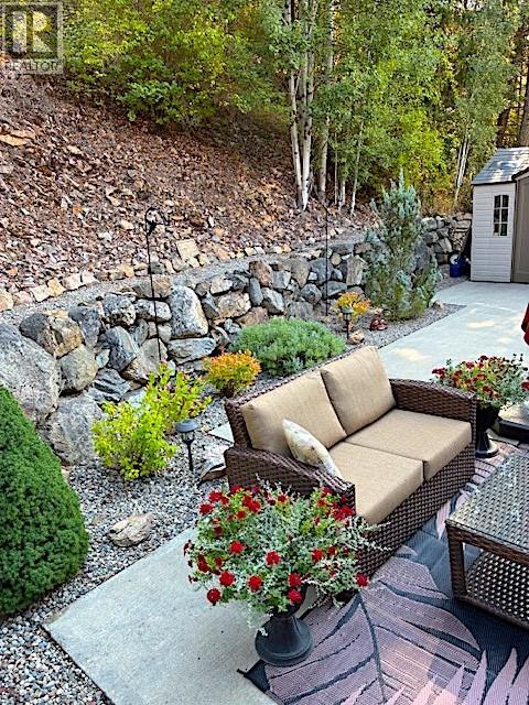 355 PROSPECT DRIVE - 41