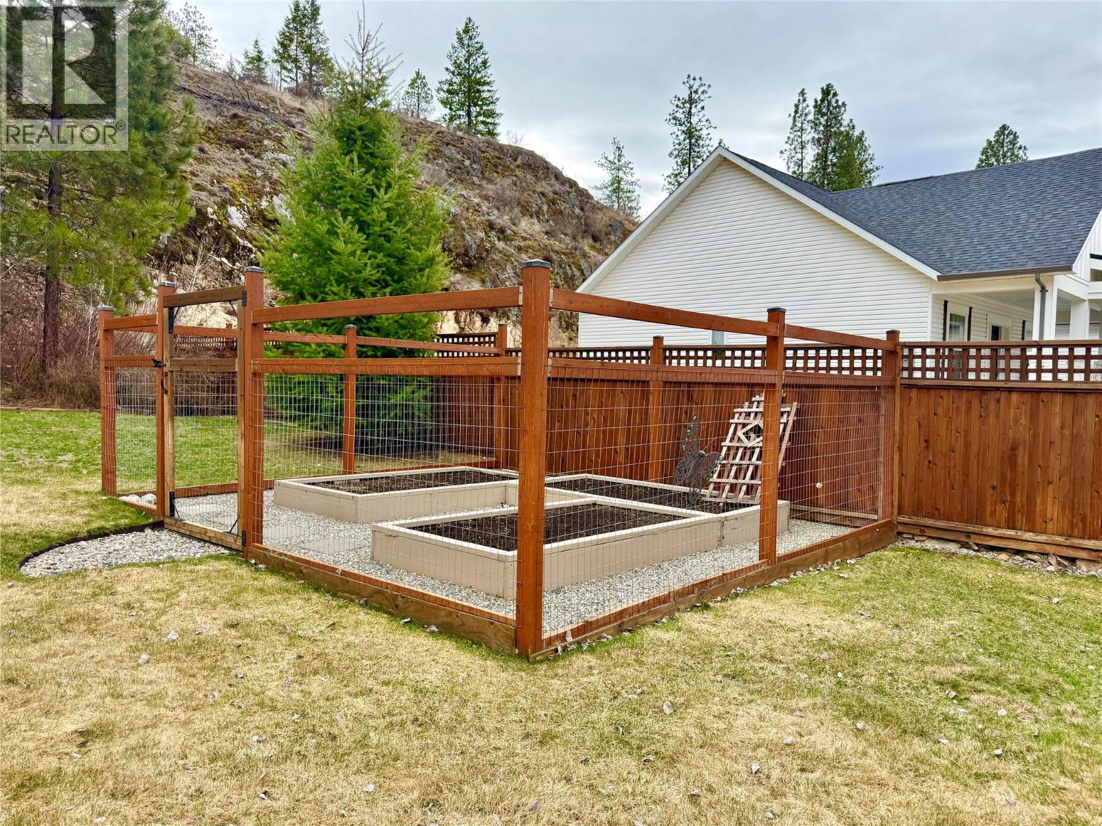 355 PROSPECT DRIVE - 47