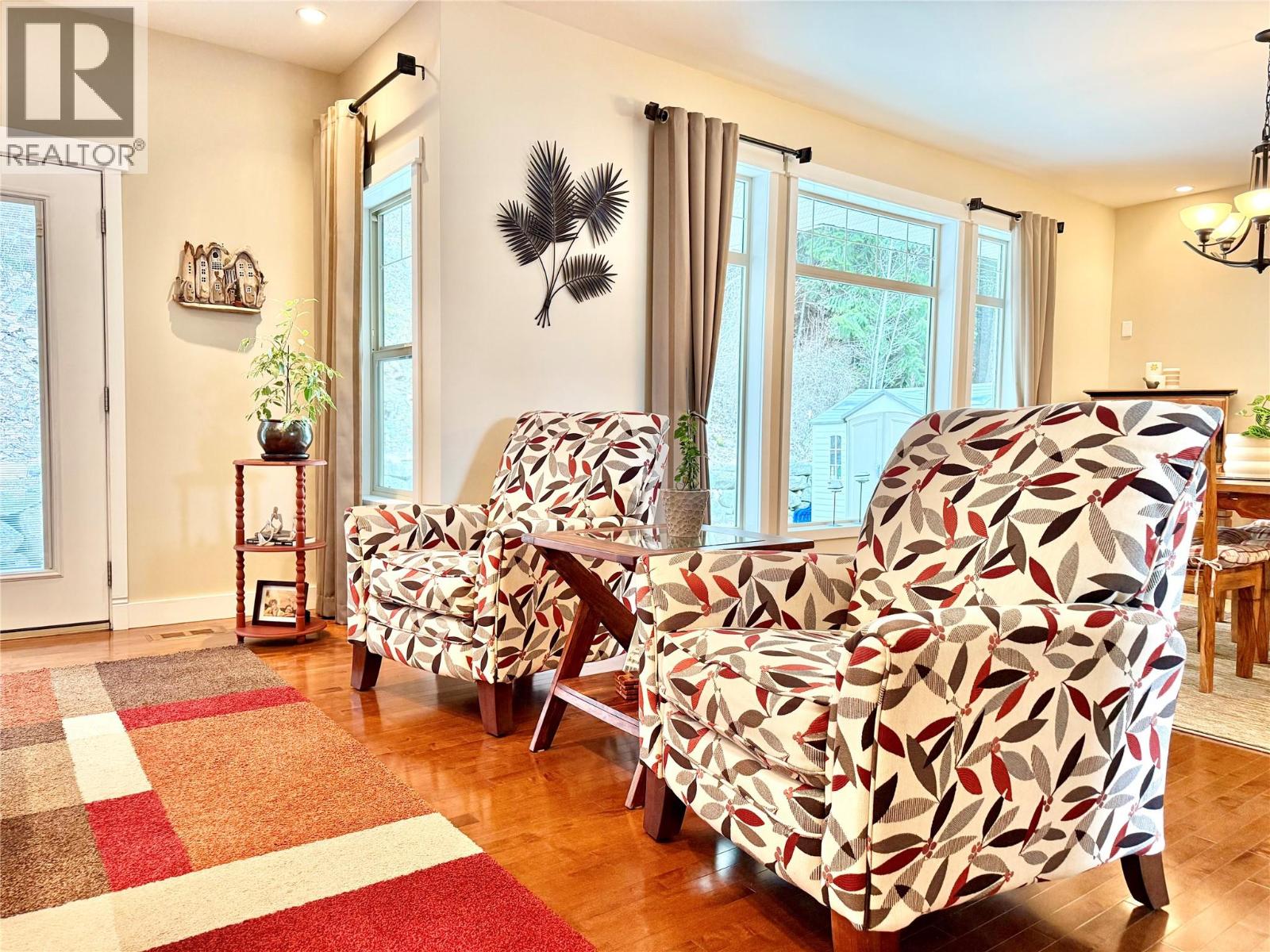 355 PROSPECT DRIVE - 4