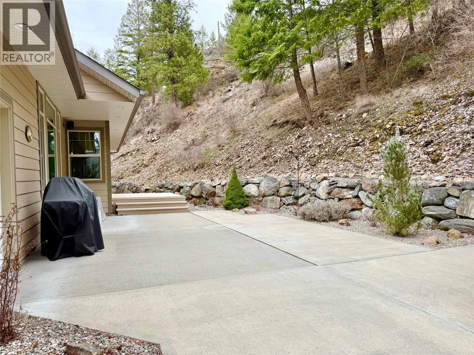 355 PROSPECT DRIVE - 50