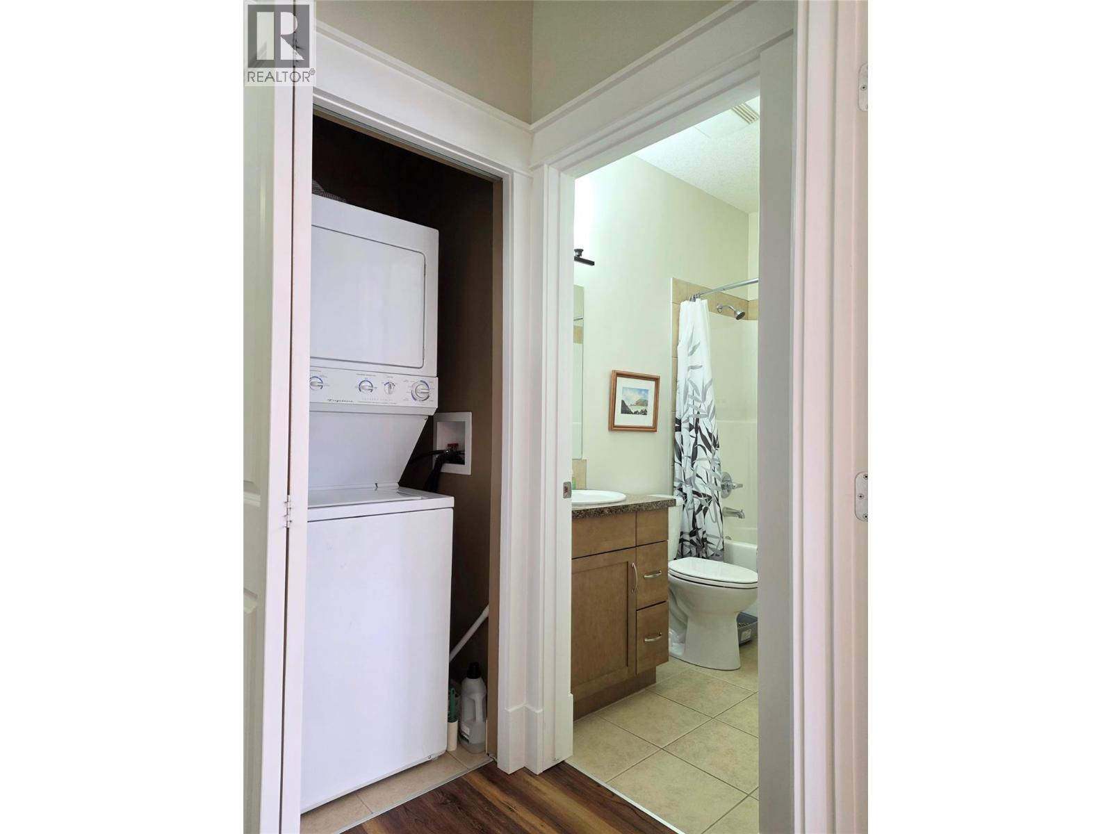 1904 Pine Ridge Mountain Link Unit# 5, Invermere