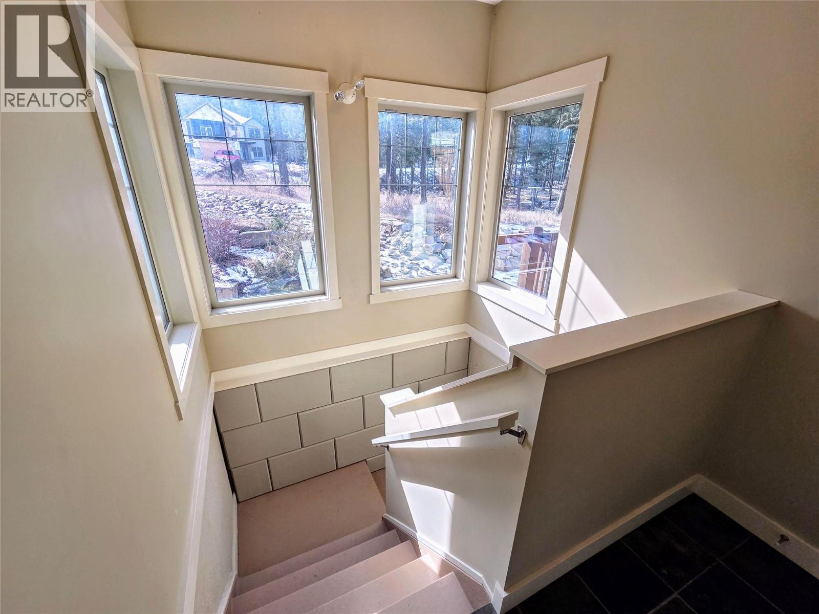 1904 Pine Ridge Mountain Link Unit# 5, Invermere