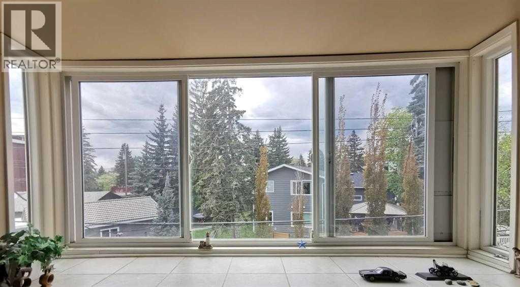 Single Family House for Sale in   Elbow Drive SW Chinook Park Calgary 