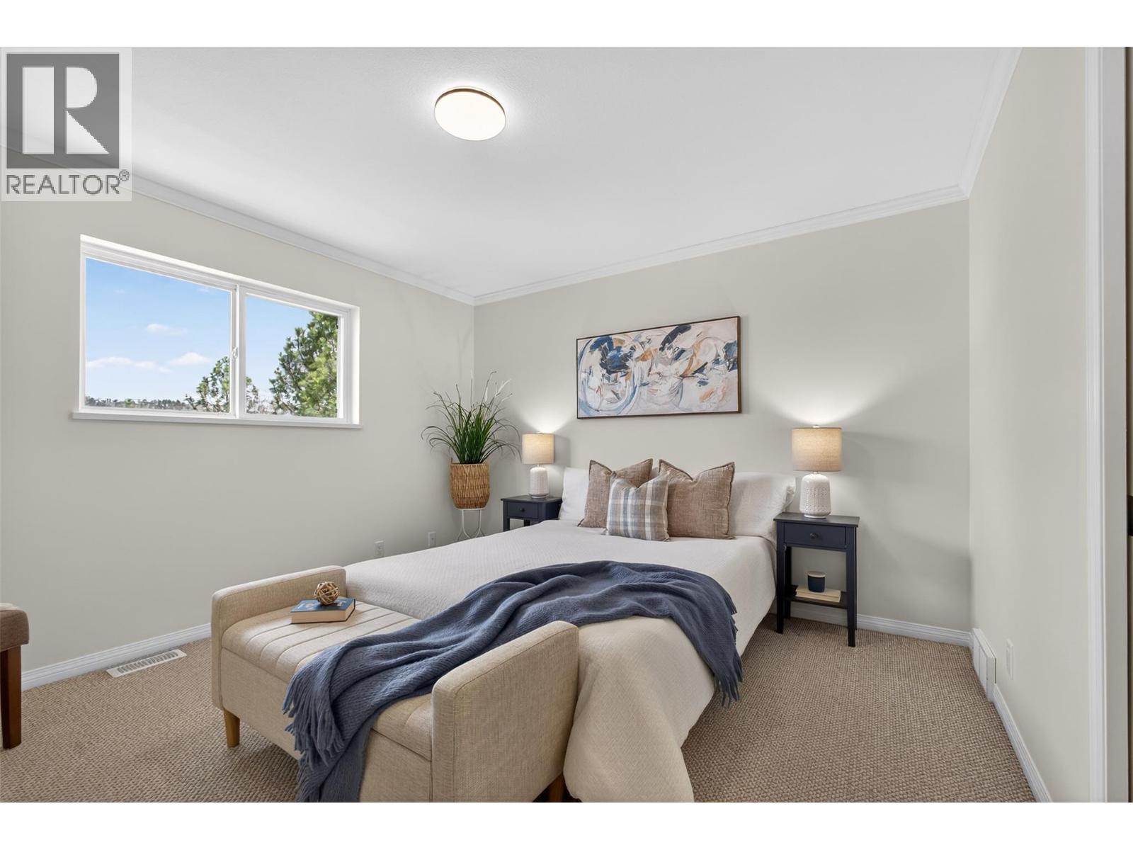 2973 Ensign Way, West Kelowna