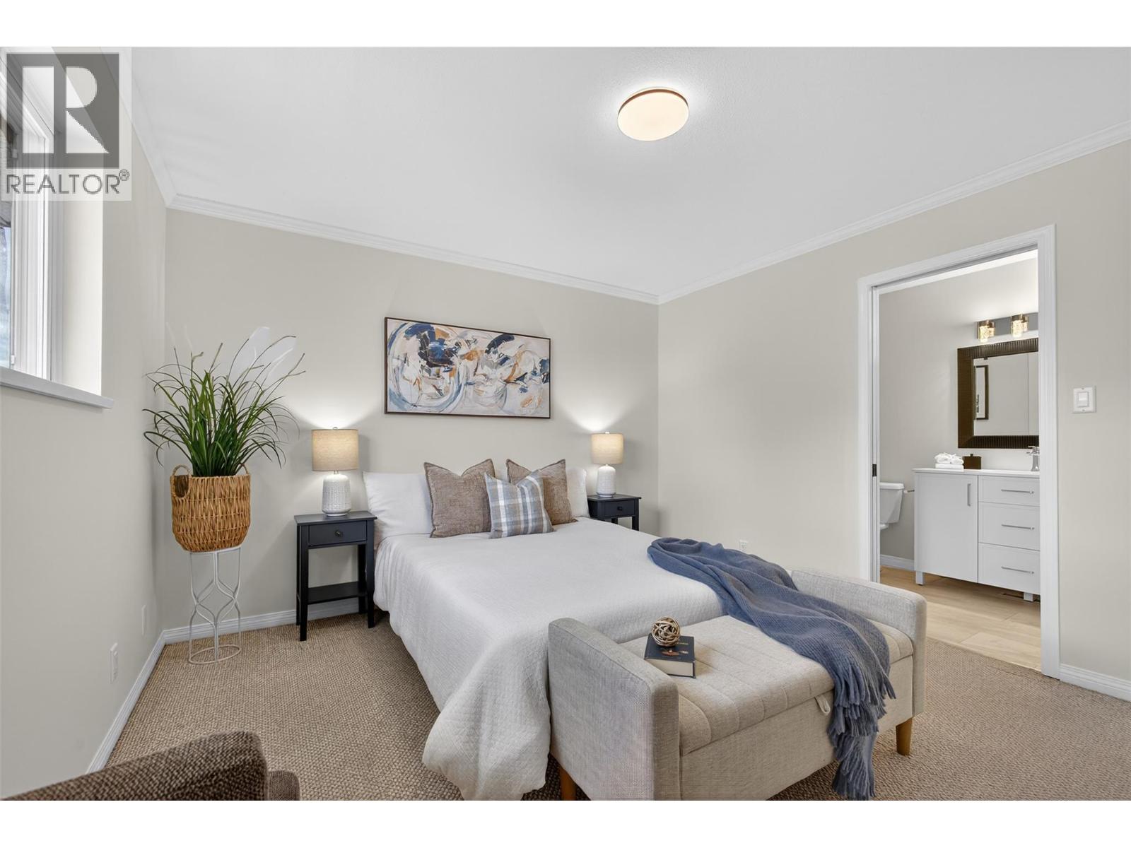 2973 Ensign Way, West Kelowna