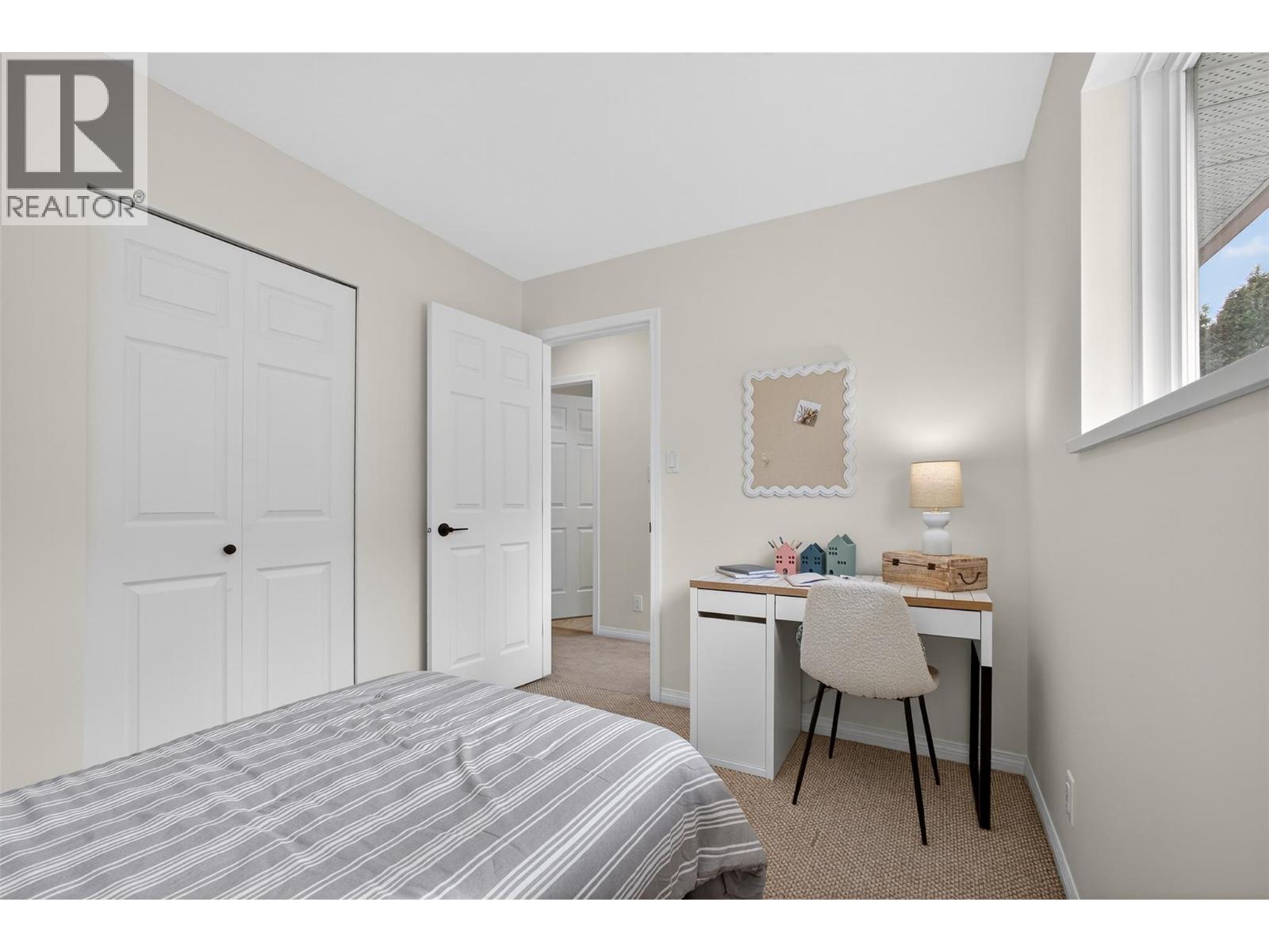 2973 Ensign Way, West Kelowna