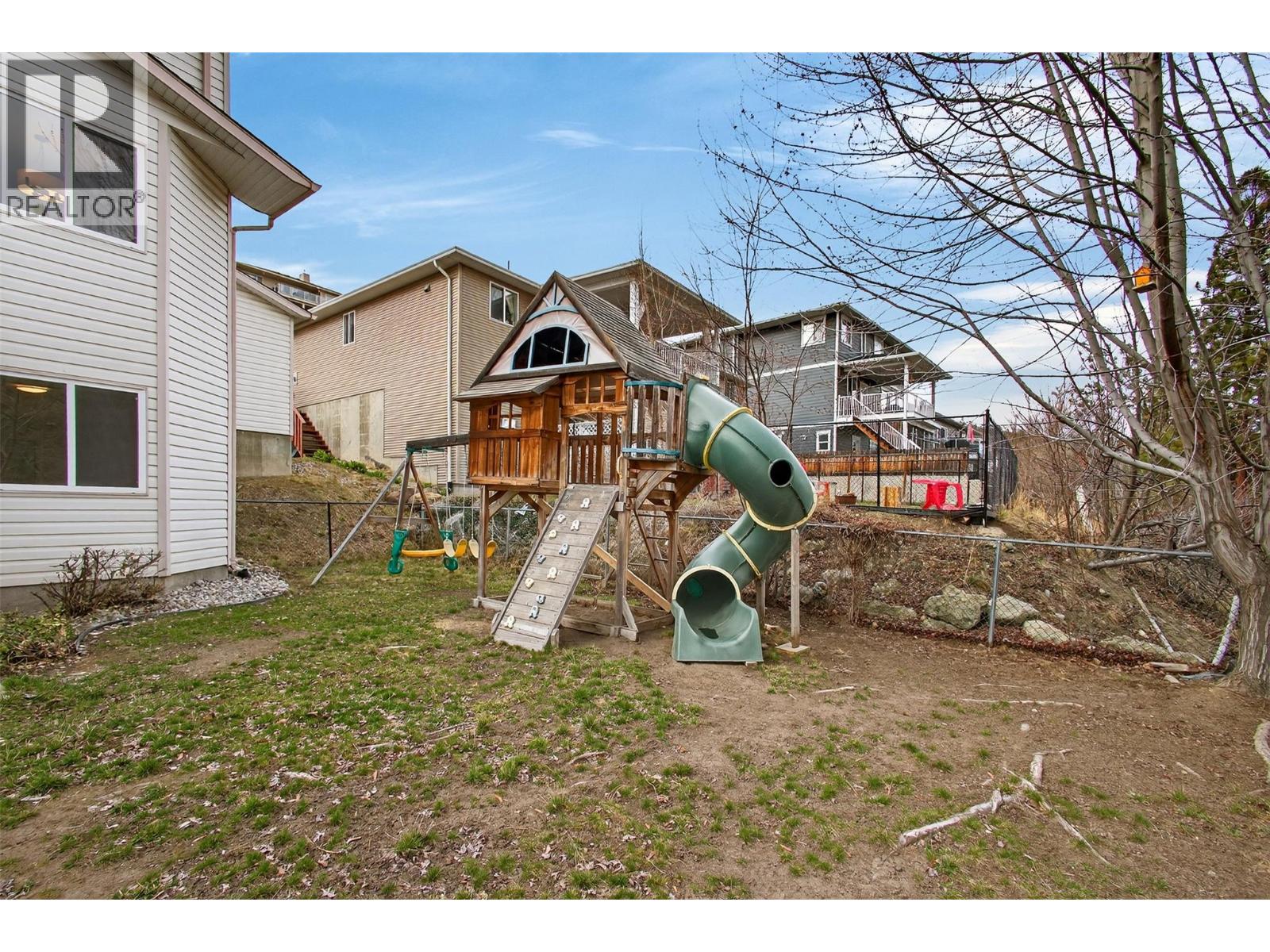 2973 Ensign Way, West Kelowna