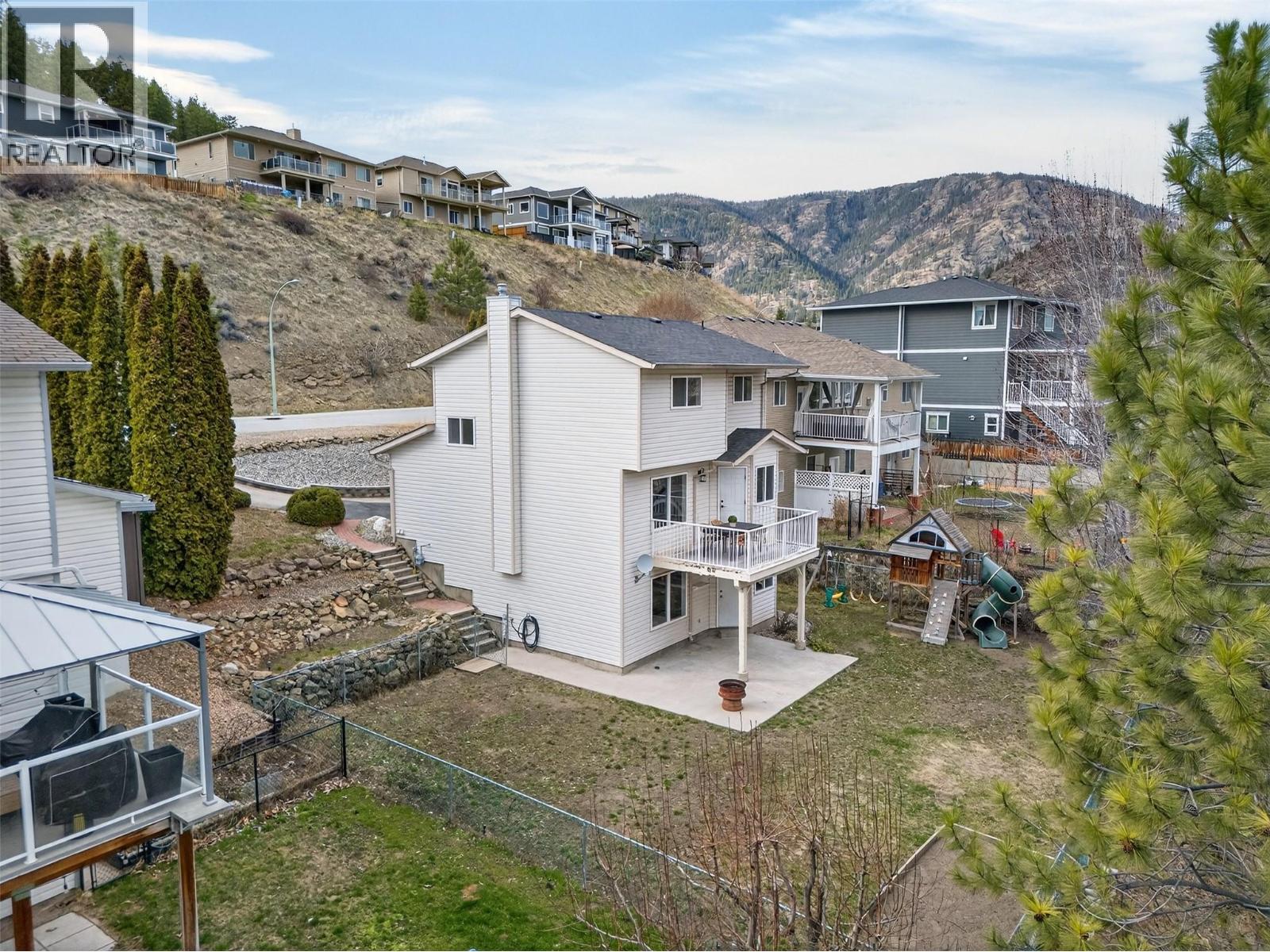2973 Ensign Way, West Kelowna