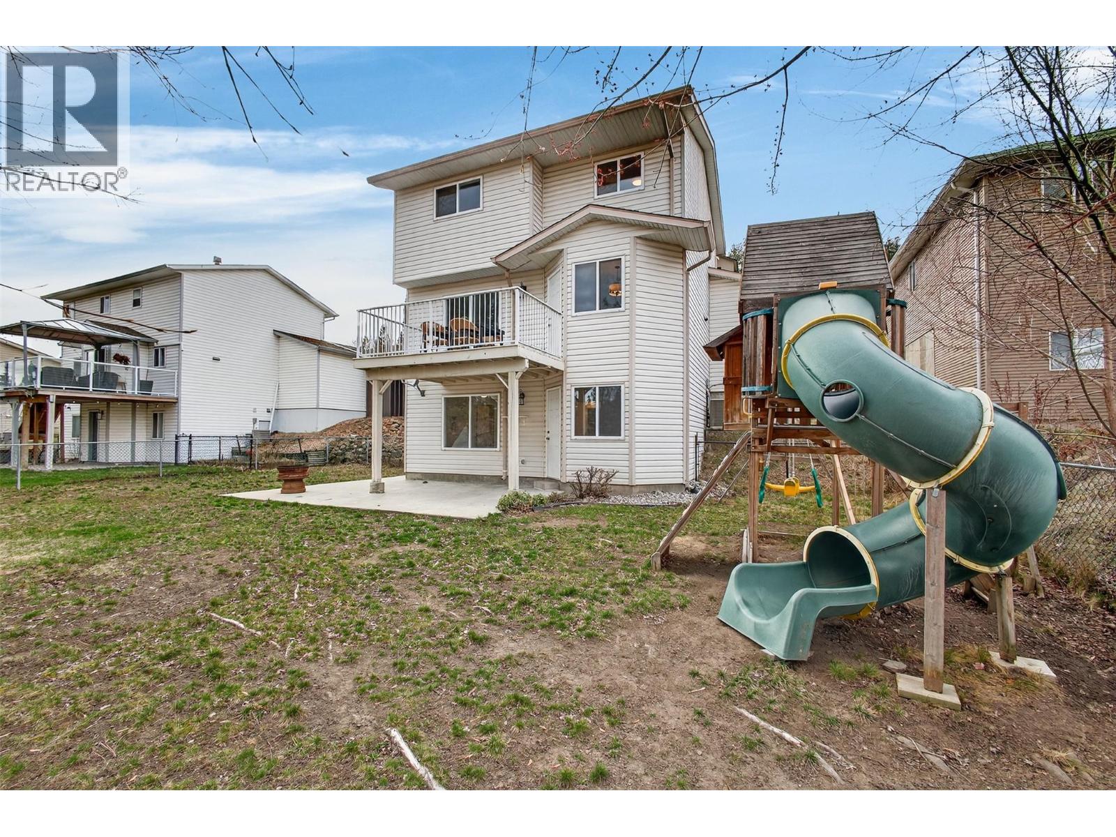 2973 Ensign Way, West Kelowna