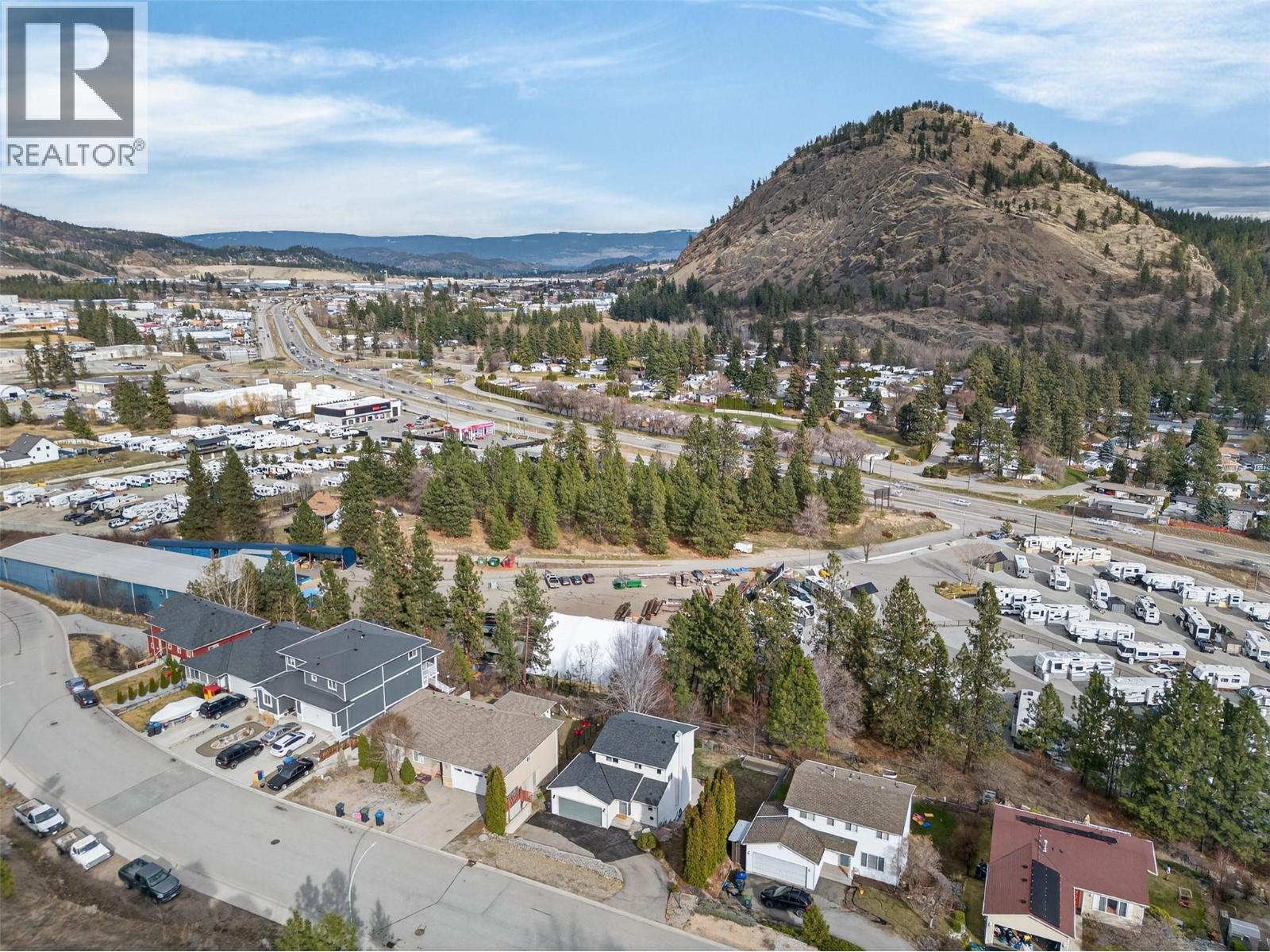 2973 Ensign Way, West Kelowna