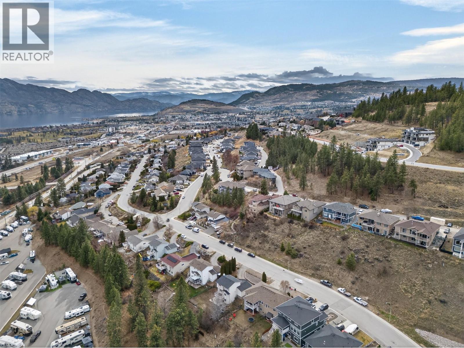 2973 Ensign Way, West Kelowna