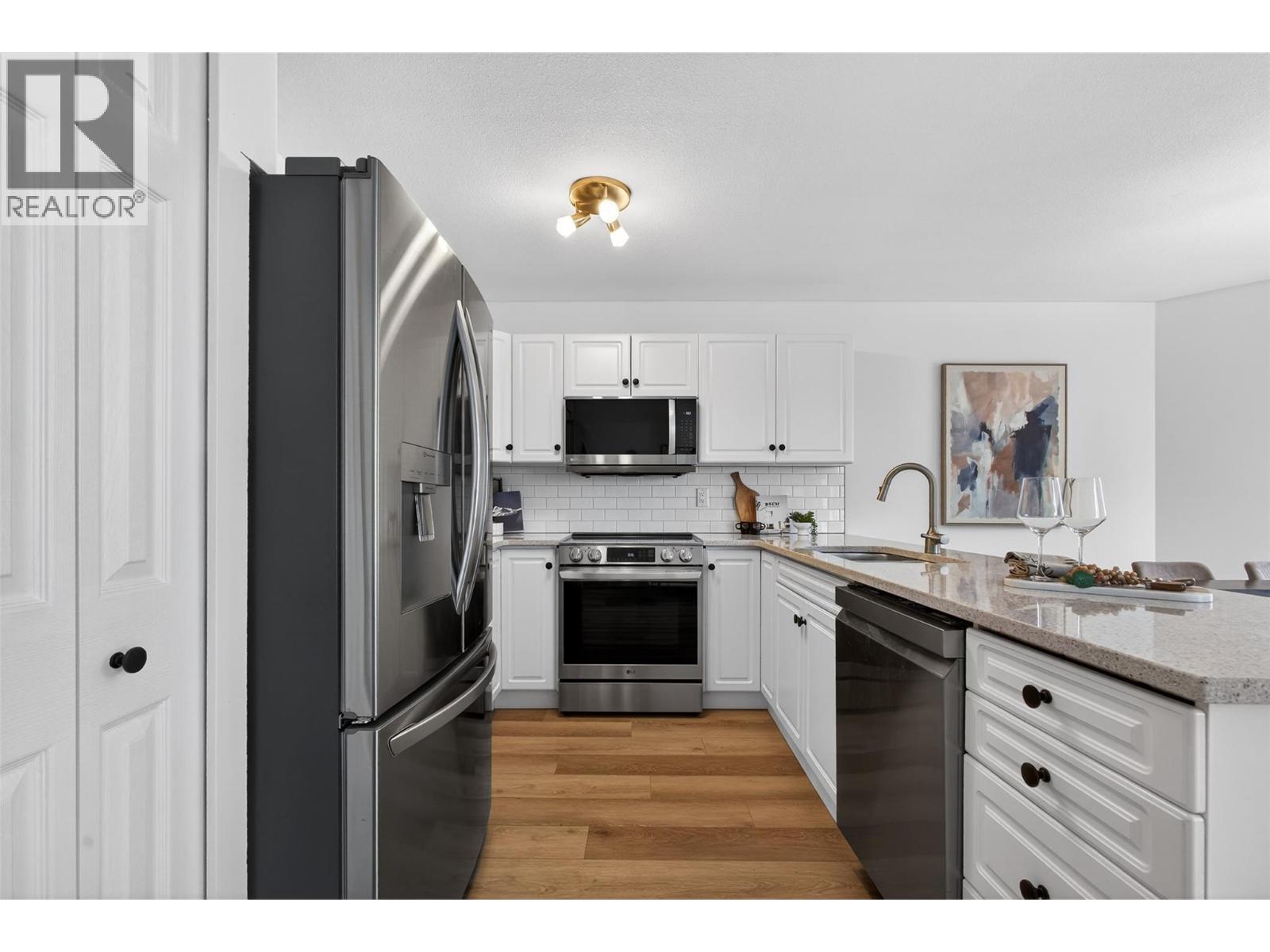 2973 Ensign Way, West Kelowna