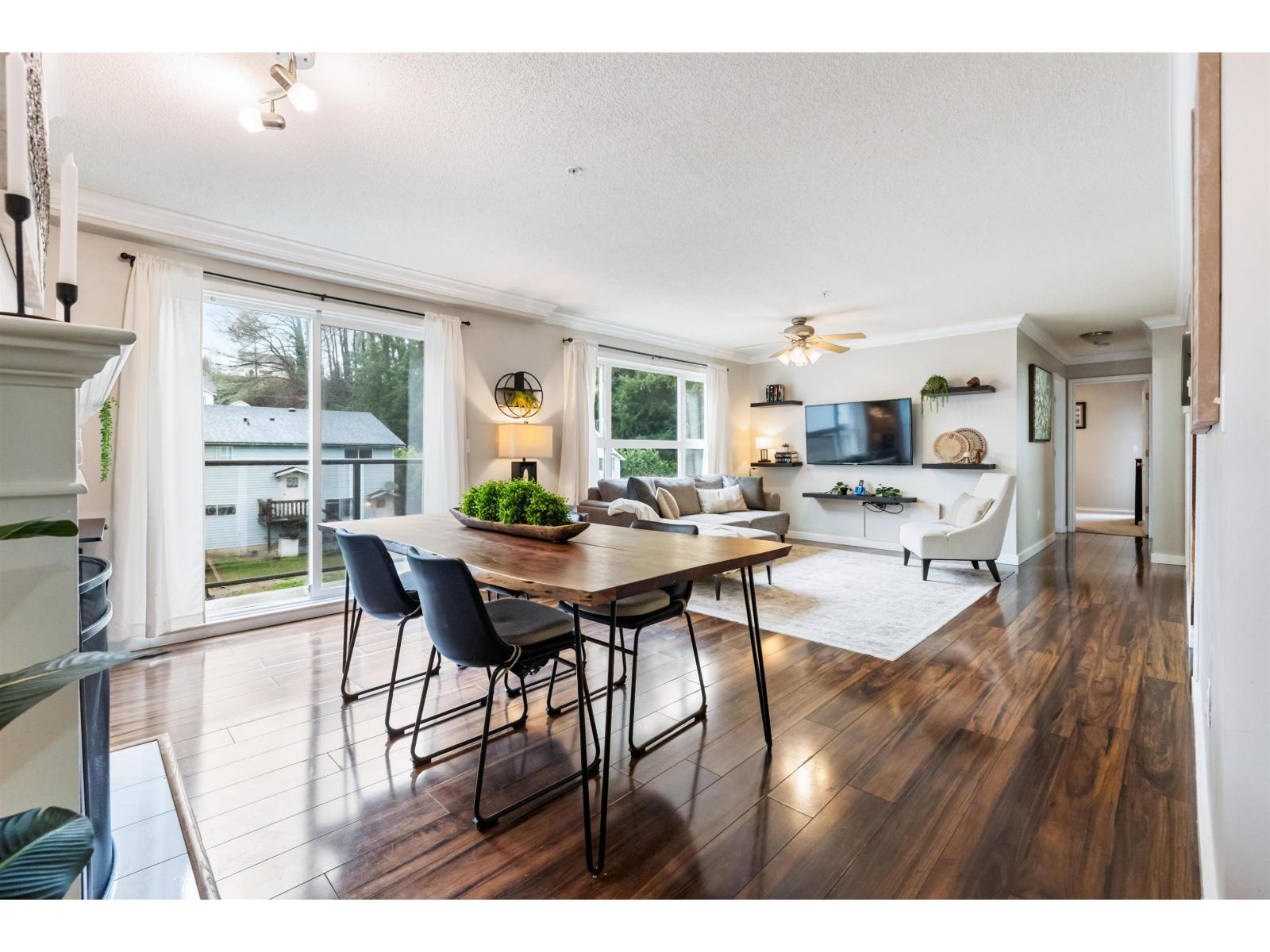 416 33165 2 Avenue - main photo